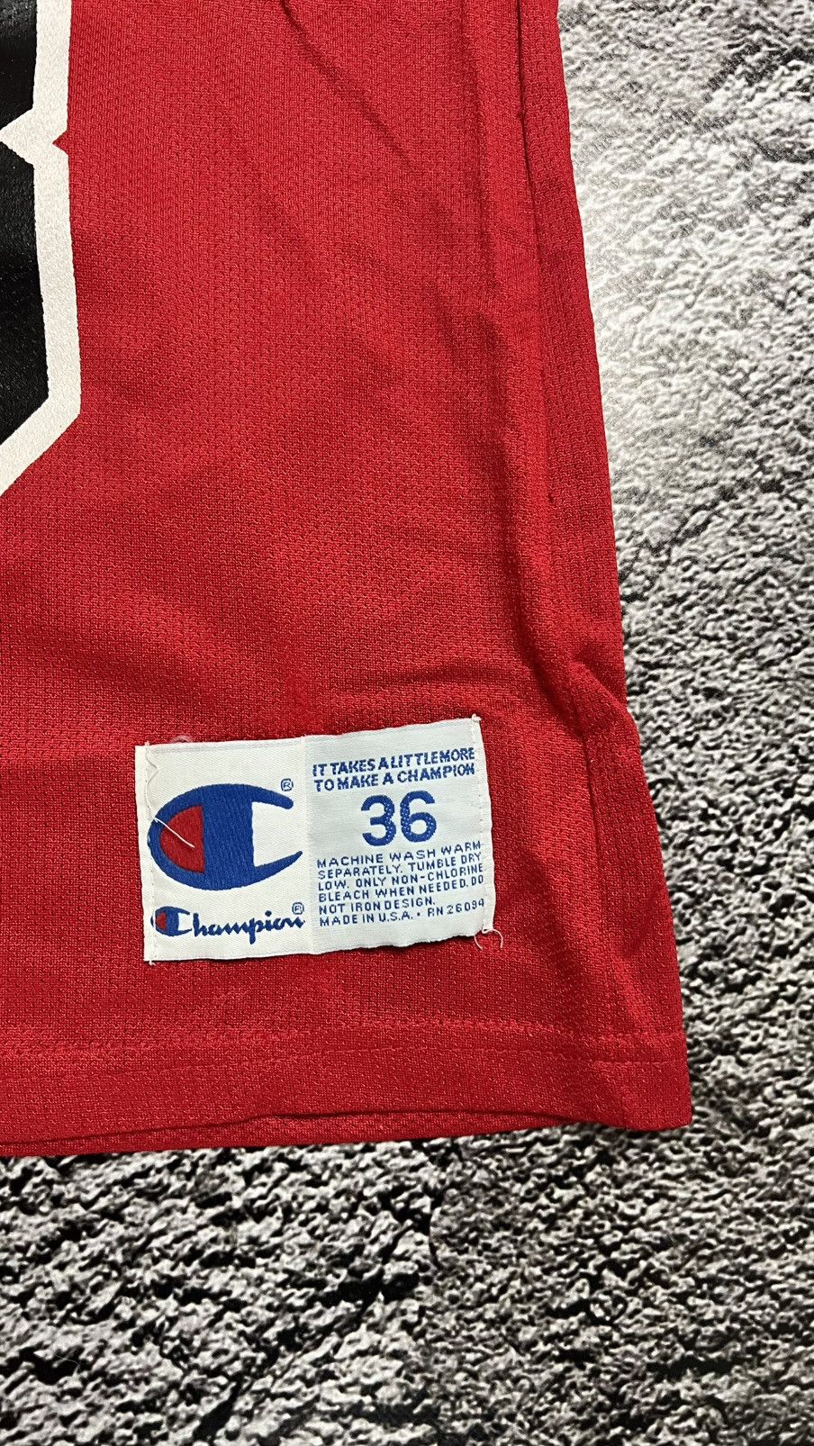 Champion × NBA × Vintage VTG 90’s Chicago Bulls NBA Scottie Pippen champion jersey Size US S / EU 44-46 / 1 - 3 Thumbnail