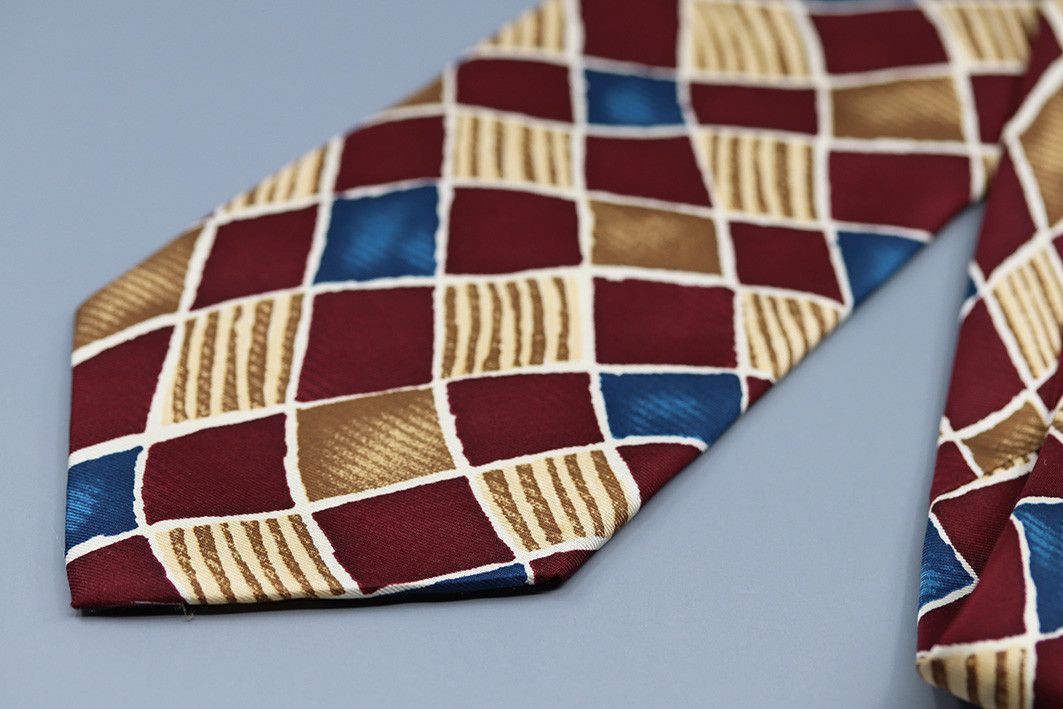 Hugo Boss Vintage Hugo Boss Silk Tie – Bold Geometric Pattern Size ONE SIZE - 7 Thumbnail
