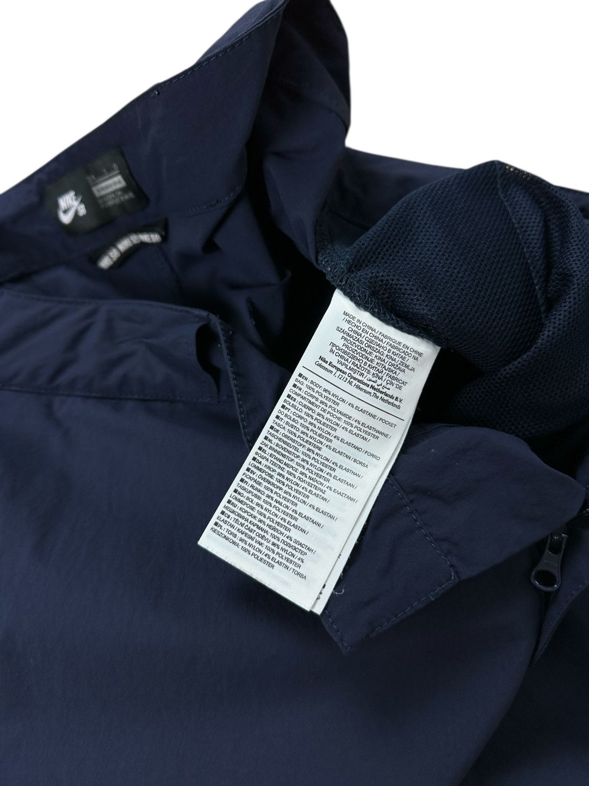 Nike × Vintage Y2K Nike SB Nylon Shorts Size US 34 / EU 50 - 10 Thumbnail