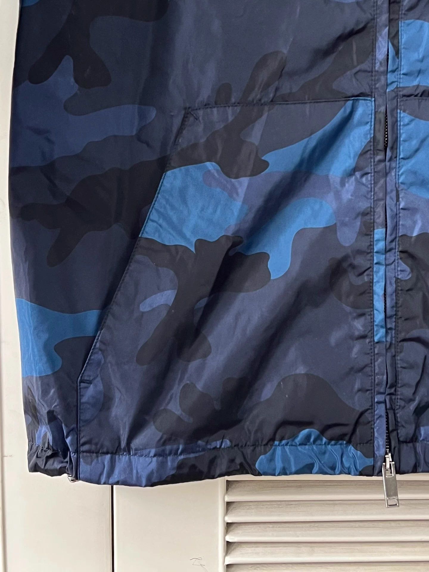 Valentino Valentino Men's Blue Camo Hooded Jacket 46 Size US S / EU 44-46 / 1 - 5 Thumbnail