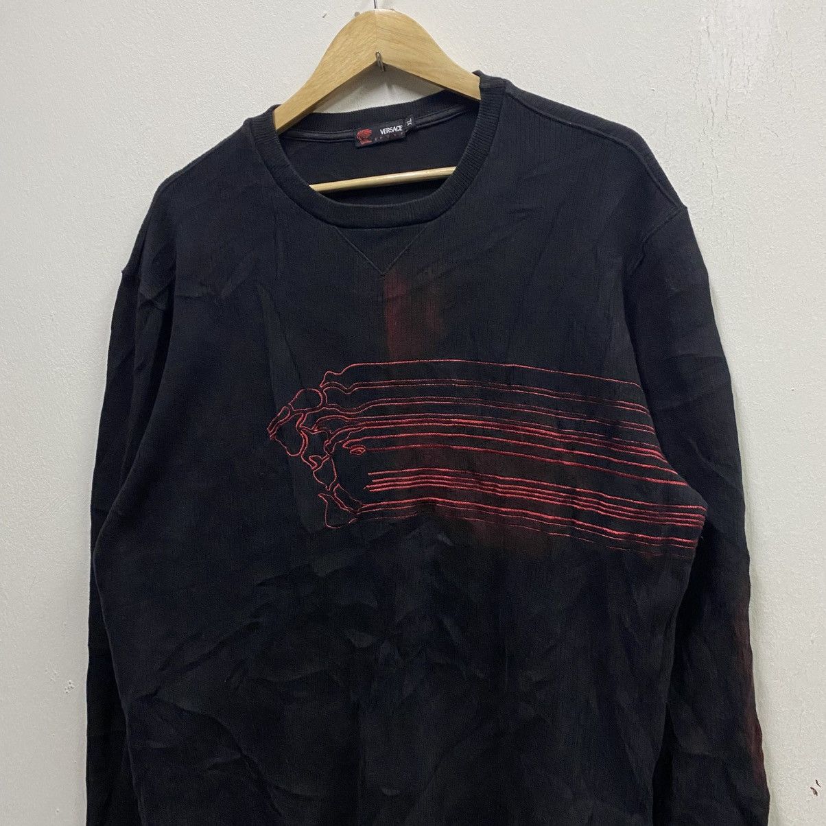 Versace VINTAGE Versace Sport Black Red Medusa Long Sleeve T-Shirt Size US XL / EU 56 / 4 - 3 Thumbnail