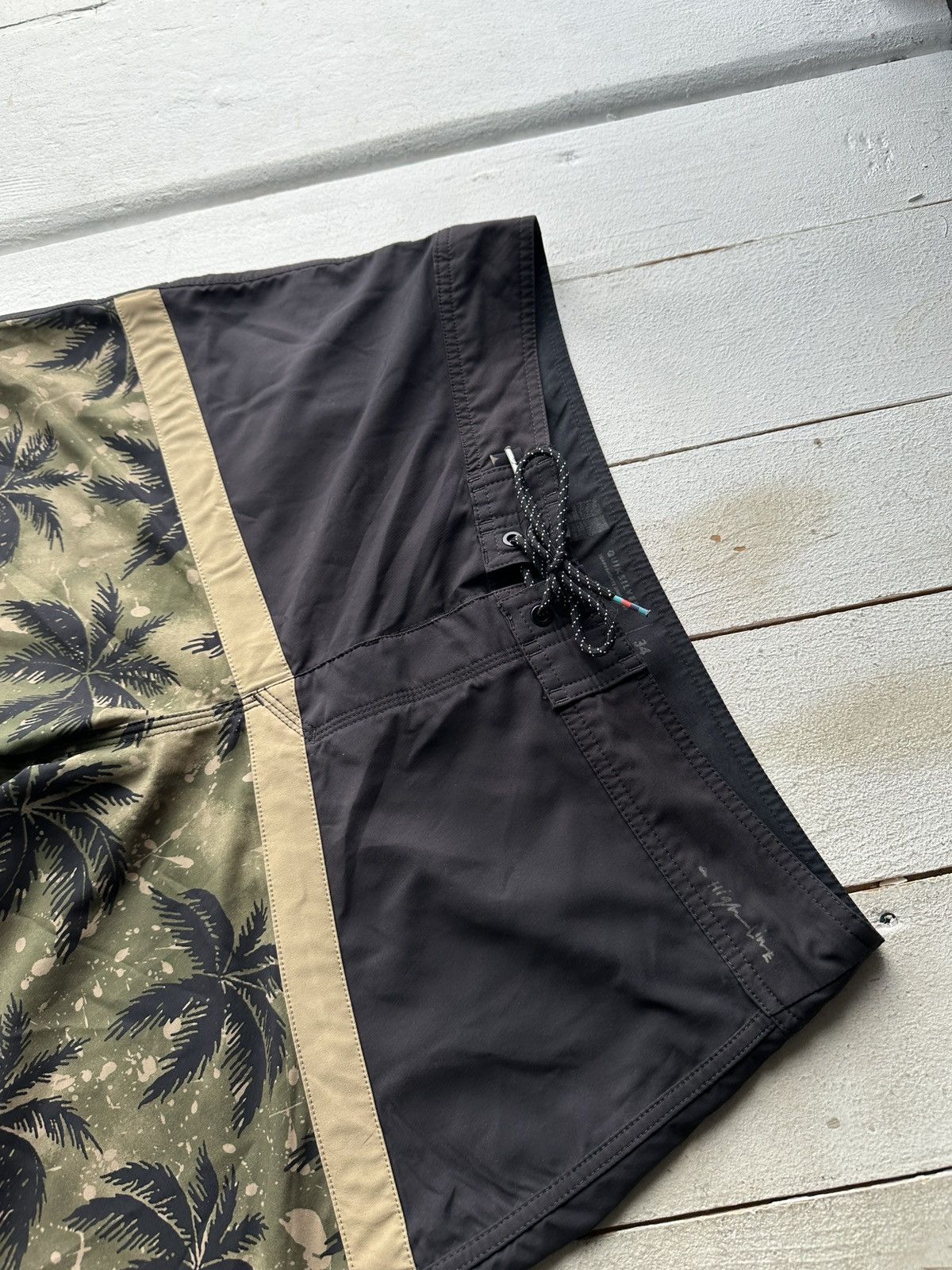 Quiksilver 🚨Vintage Quiksilver Shorts Big Logo Y2K Style 90s Surfing Size US 34 / EU 50 - 2 Thumbnail