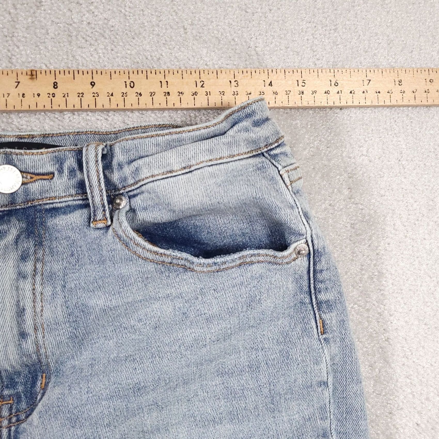 Vintage RISEN Los Angeles Destroyed Light Wash Straight Jeans Women's 30/11 Stretch Jeans Straight Womens 5-Pocket Denim Blue Modern Casual Jeans Size 32" / US 10 / IT 46 - 7 Thumbnail