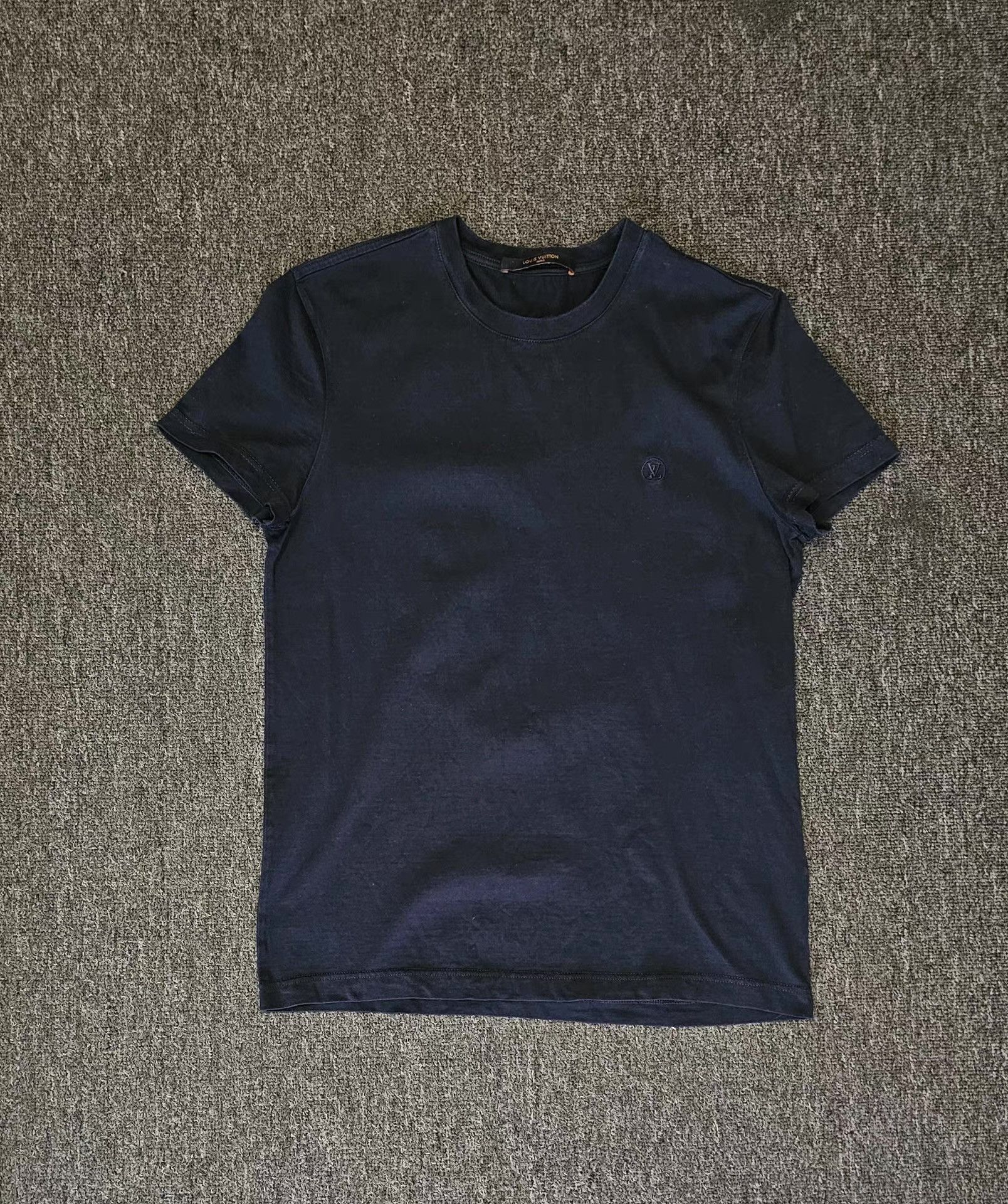 Louis Vuitton Louis Vuitton Women's Short Sleeve T-shirt Size S / US 4 / IT 40 - 1 Thumbnail