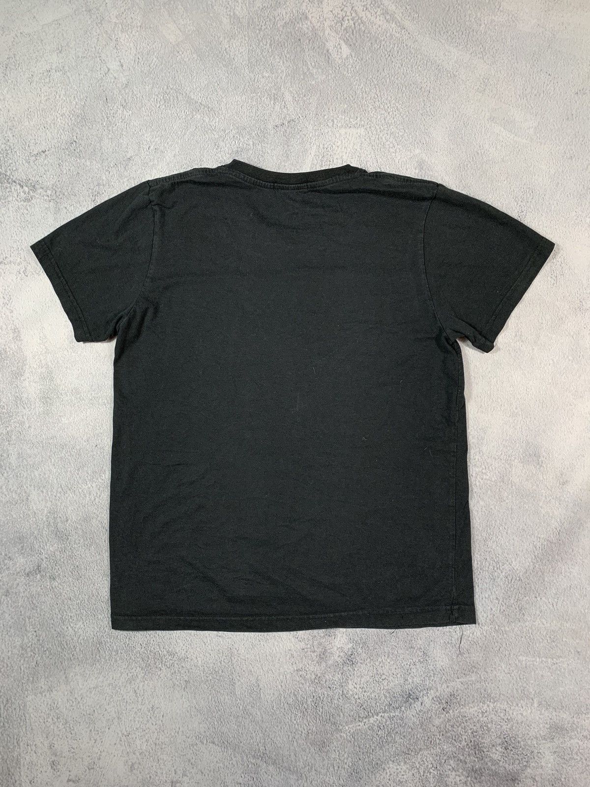 Band Tees Vintage Y2K Friends Killers horror tee streetwear size M Size US M / EU 48-50 / 2 - 6 Thumbnail