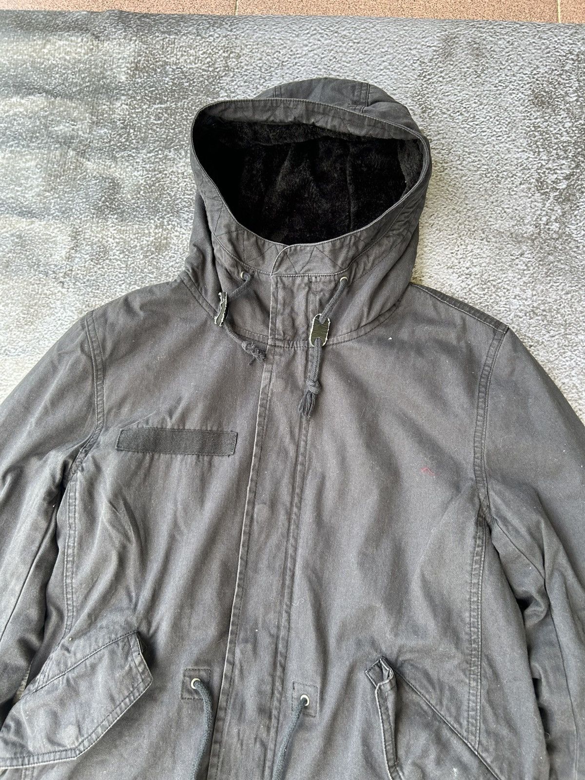 Japanese Brand Japanese GU Fleece bondage parkas jacket hoodie Size US L / EU 52-54 / 3 - 4 Thumbnail