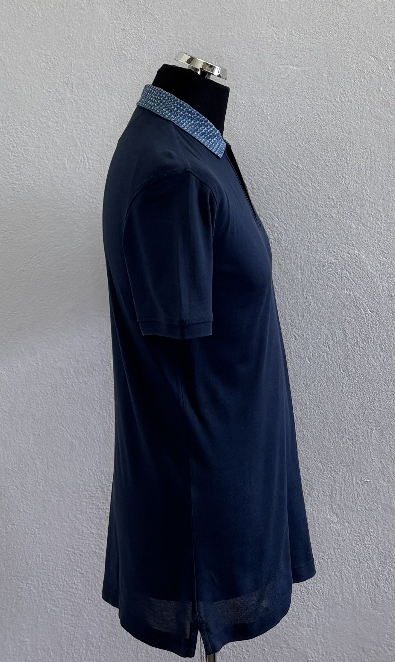 Roberto Cavalli Roberto Cavalli Navy Blue Polo Small Size US S / EU 44-46 / 1 - 4 Thumbnail
