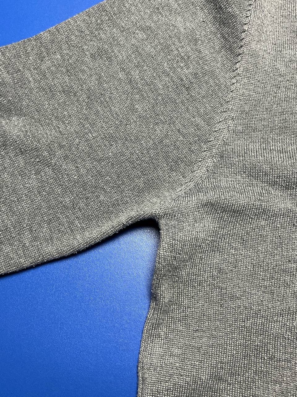 Polo Ralph Lauren Polo Ralph Lauren V-Neck Sweater (Grey) Size US M / EU 48-50 / 2 - 10 Thumbnail