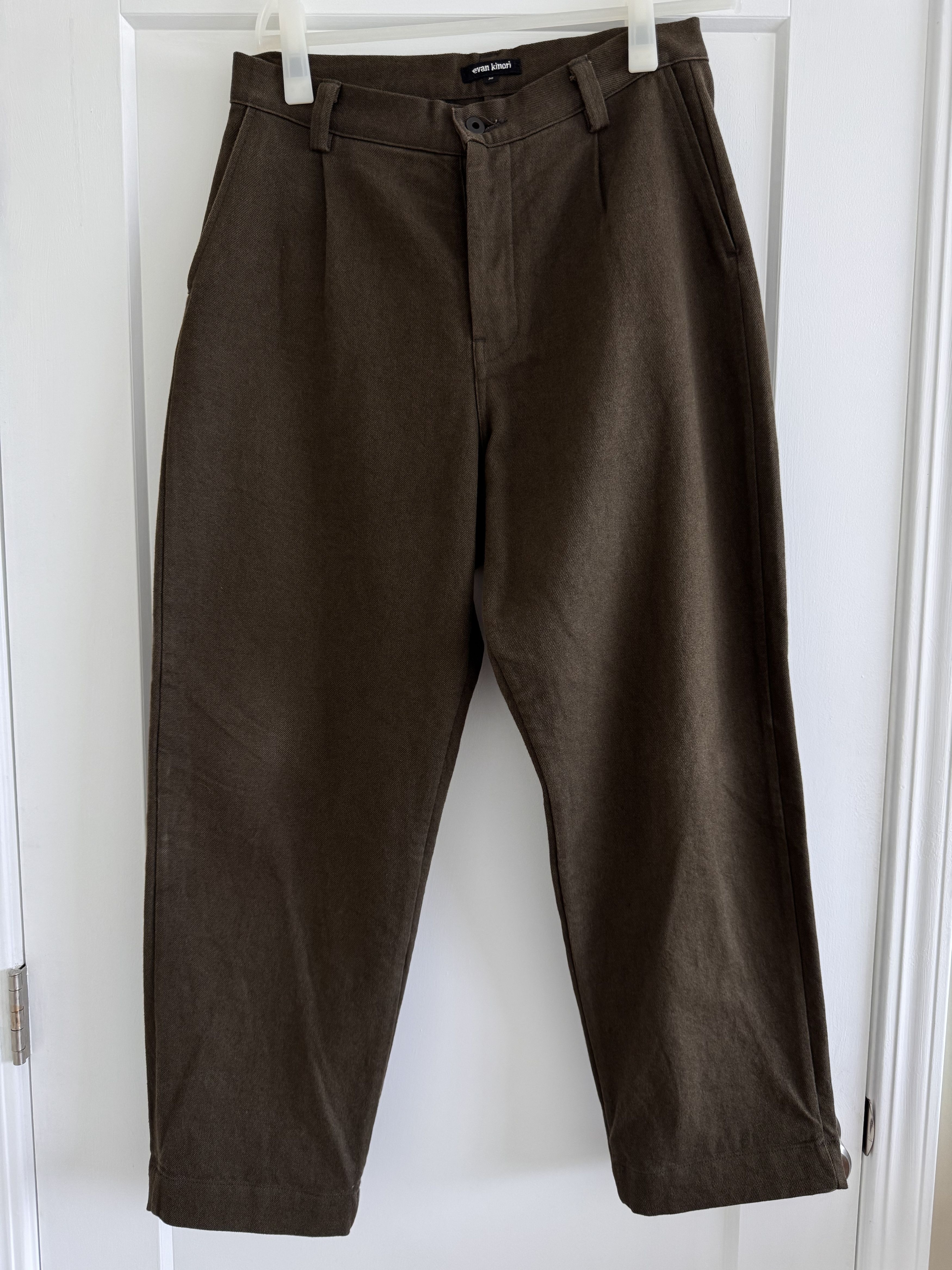 Evan Kinori Evan Kinori Single Pleat Pant Cotton/Linen Gaberdine Size 30 Size US 30 / EU 46 - 1 Thumbnail