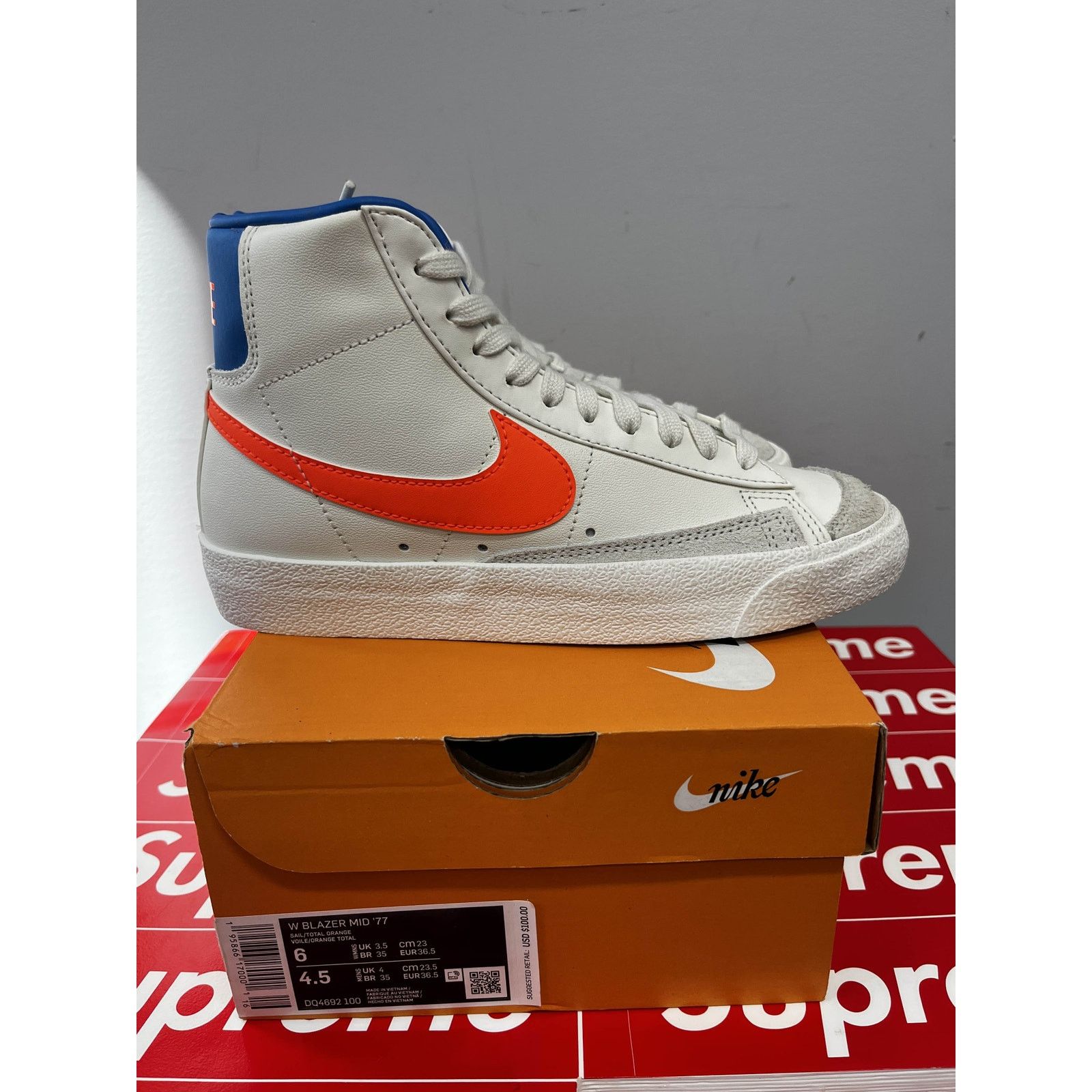 Nike Nike Blazer Mid 77 Sail Total Orange Women's 6 NEW SHIPS NOW Size US 6 / IT 36 - 4 Thumbnail