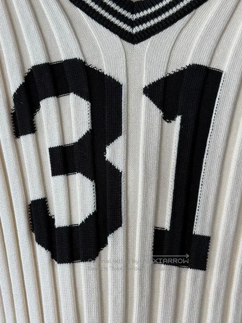 Chanel Chanel Classic No. 31 knitted short sleeves Size XXS / US 00 / IT 34 - 5 Thumbnail
