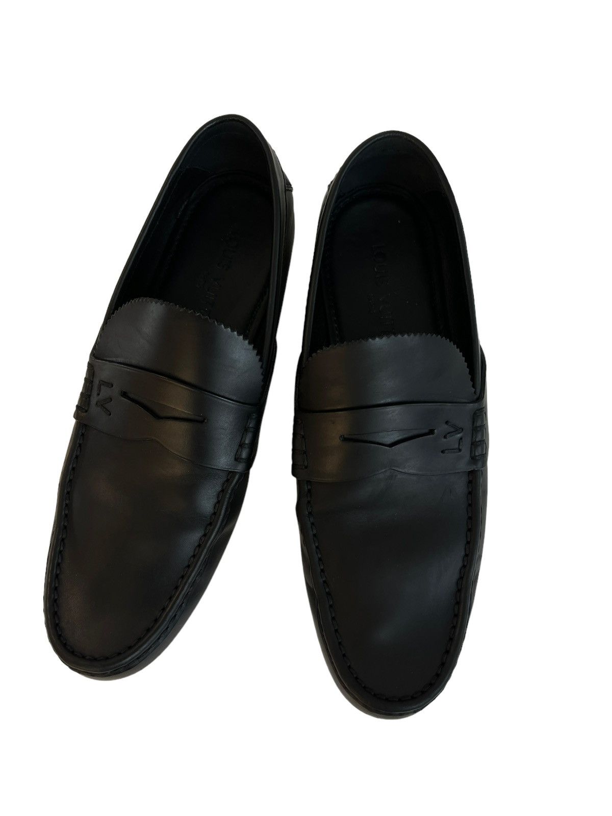 Louis Vuitton Black Slip-On Loafers with LV Detail Leather flats Louis Vuitton Black size 6 US in Leather  main image 3