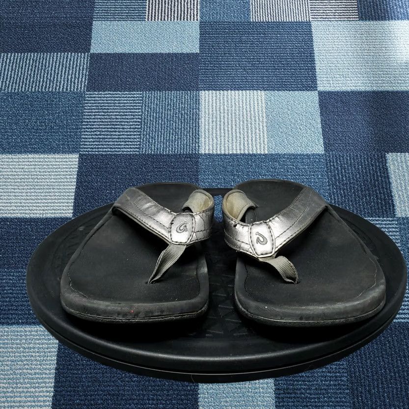 Olukai OluKai Ohana W Black Silver Flip Flops 20110-7348 US W8 EUR 48 Outsole Size US 8 / EU 41 - 1 Thumbnail