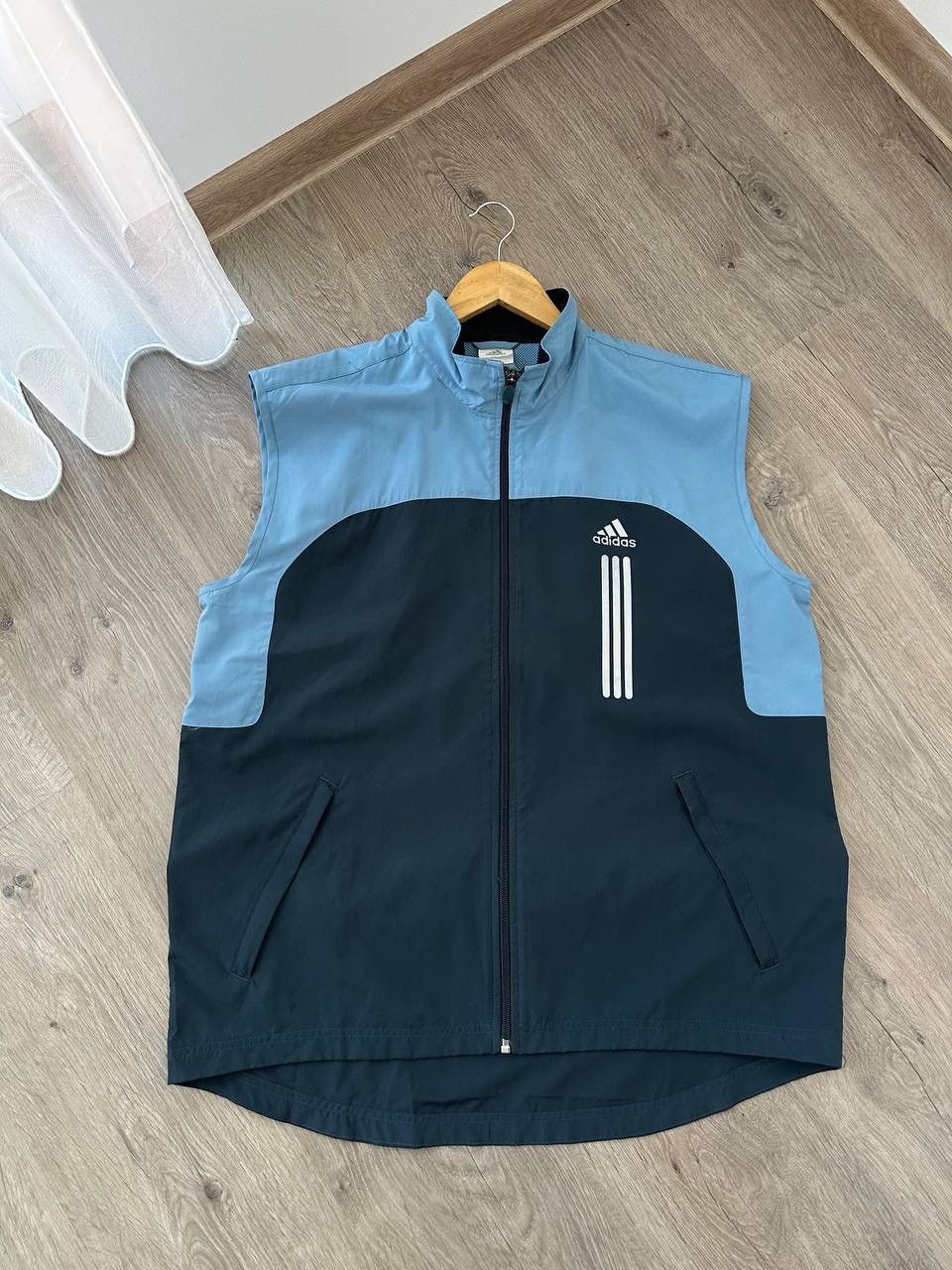 Adidas × Vintage Vintage Adidas Blue Nylon Sportswear West Size US L / EU 52-54 / 3 - 3 Thumbnail