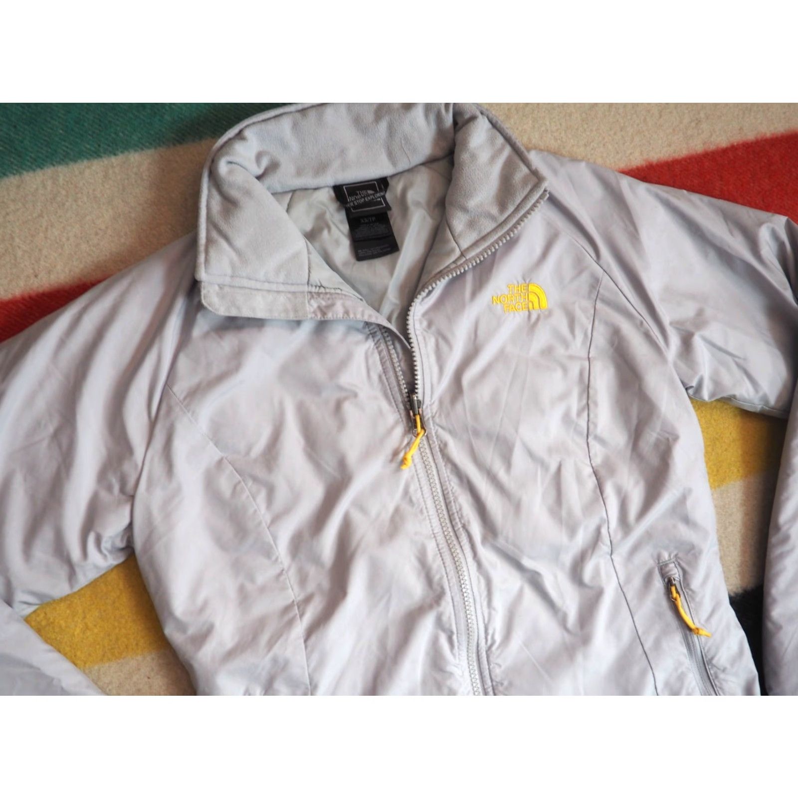 The North Face VINTAGE The North Face TNF Stone Gray Yellow Zip Nylon Puffer Jacket Womens XS Size XS / US 0-2 / IT 36-38 - 2 Thumbnail
