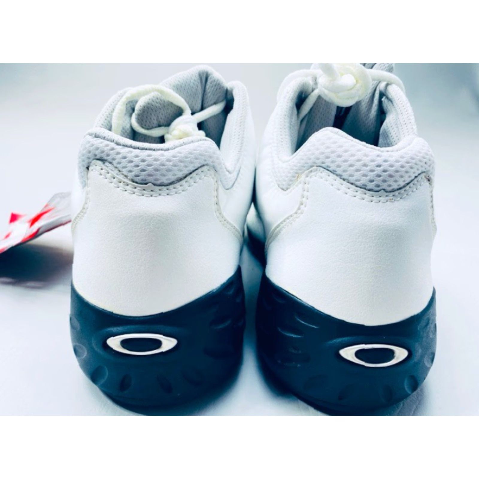 Oakley VINTAGE NWT 2002 Oakley Tech Sneakers US Men's 10 White Leather Red Code Oakley Tech Sneakers Mens 10 White Leather Red 90s Size US 9 / EU 42 - 4 Thumbnail