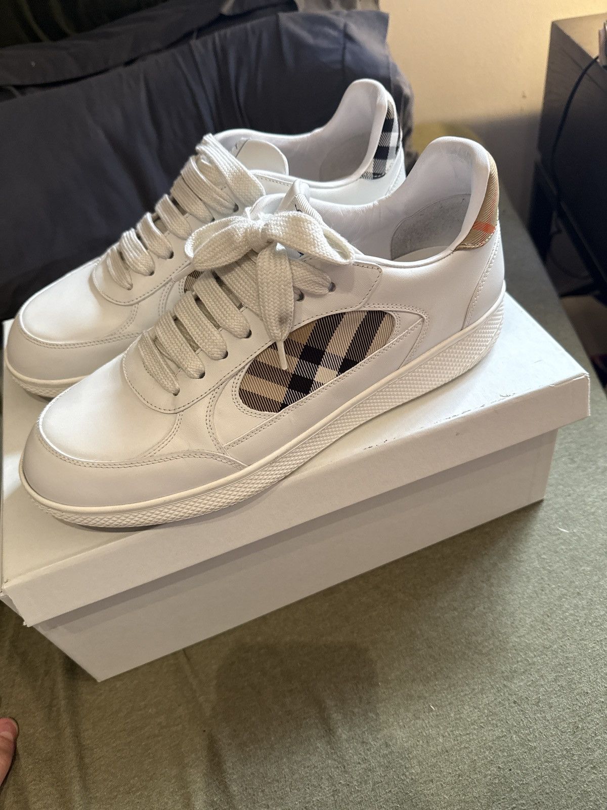 Burberry Burberry leather and check terrace sneakers Size US 12 / EU 45 - 4 Thumbnail