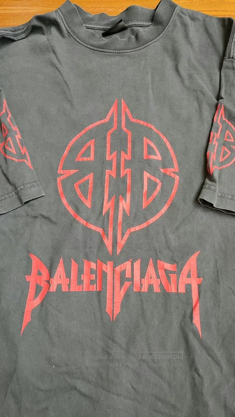 Balenciaga Balenciaga Black Short Sleeve T-shirt Size US S / EU 44-46 / 1 - 3 Thumbnail