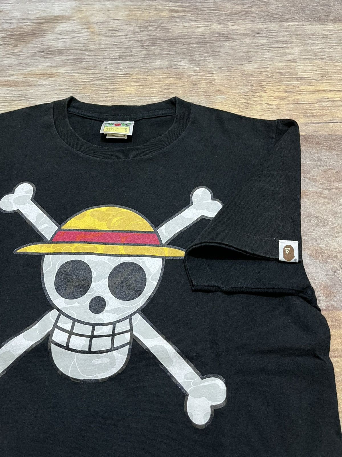 Bape × One Piece SS12 Bape One Piece Jolly Roger Flag Straw Hat Crew Anime OP Size US S / EU 44-46 / 1 - 5 Thumbnail