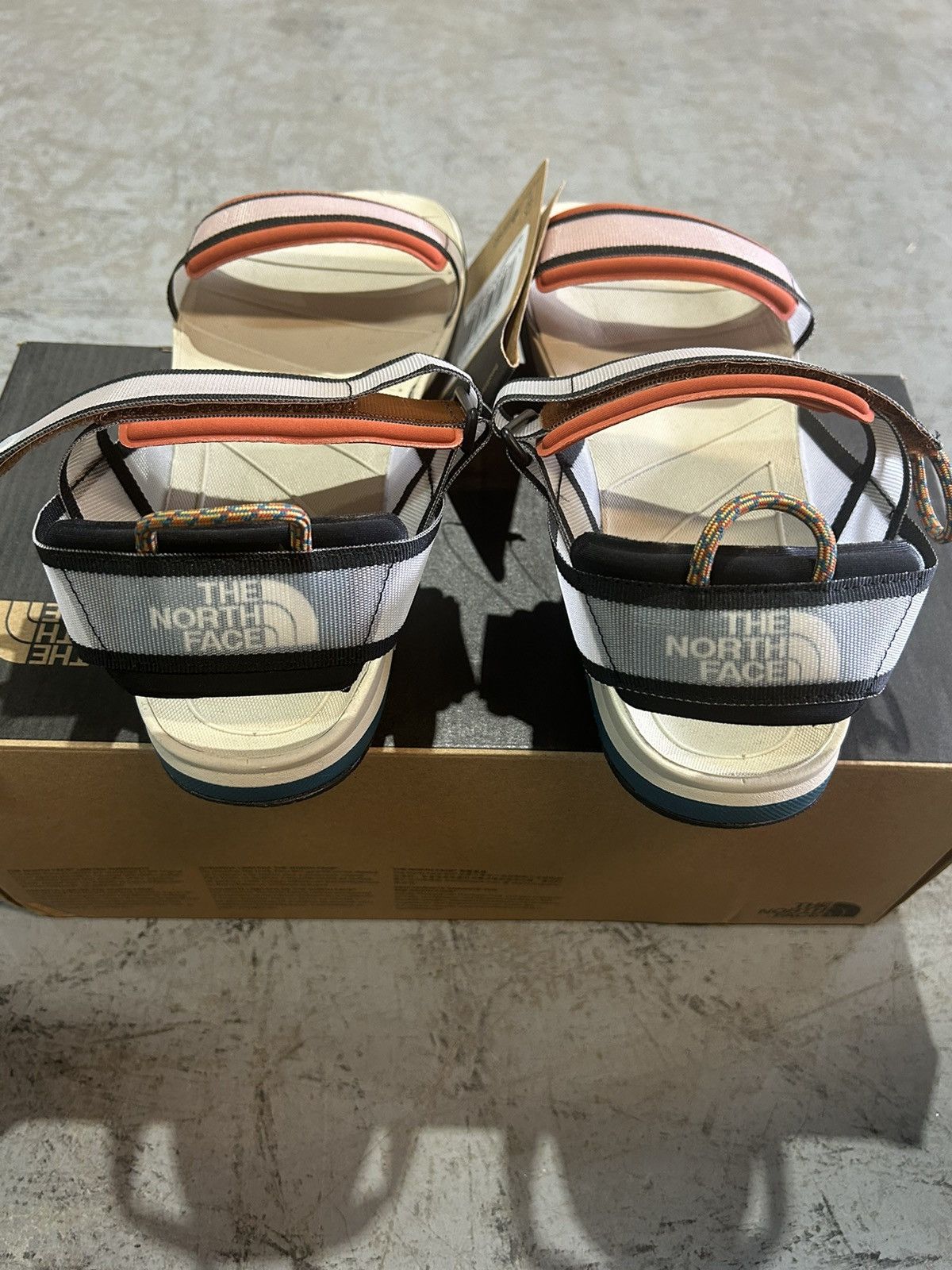 The North Face THE NORTH FACE MENS SKEENA SPORT SANDAL SIZE US 7 Size US 7 / EU 40 - 4 Thumbnail