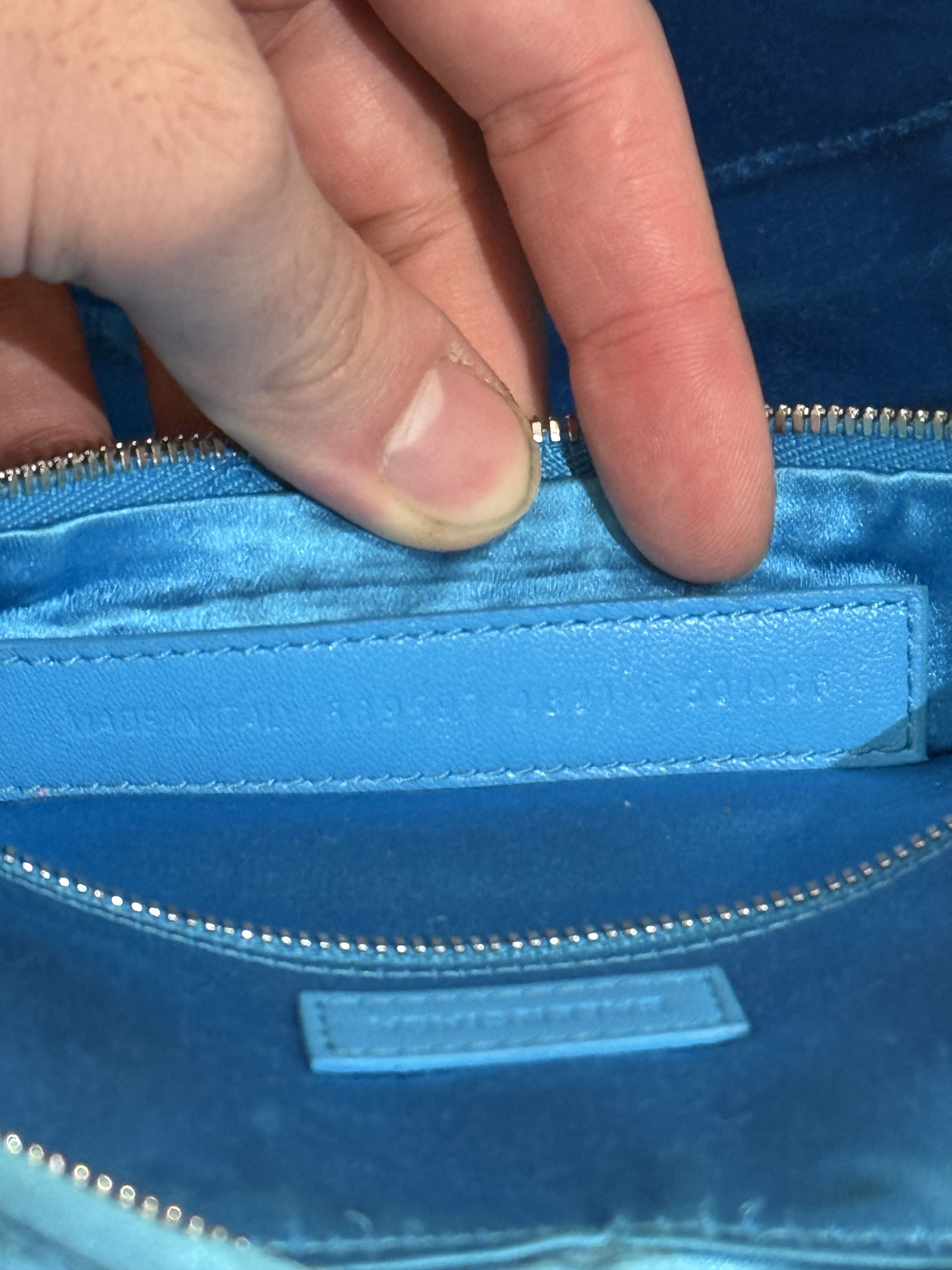 Balenciaga SS19 Heart Satin Bag Size ONE SIZE - 2 Thumbnail