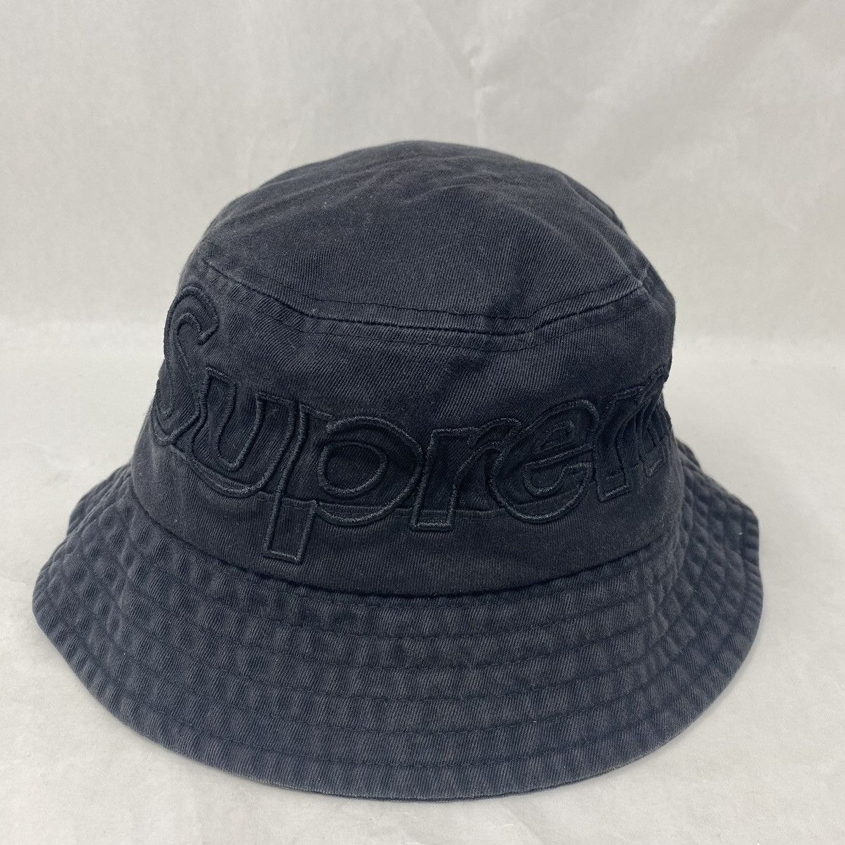 Supreme Outline Crusher 黒 M/L M/L Supreme Outline Crusher /