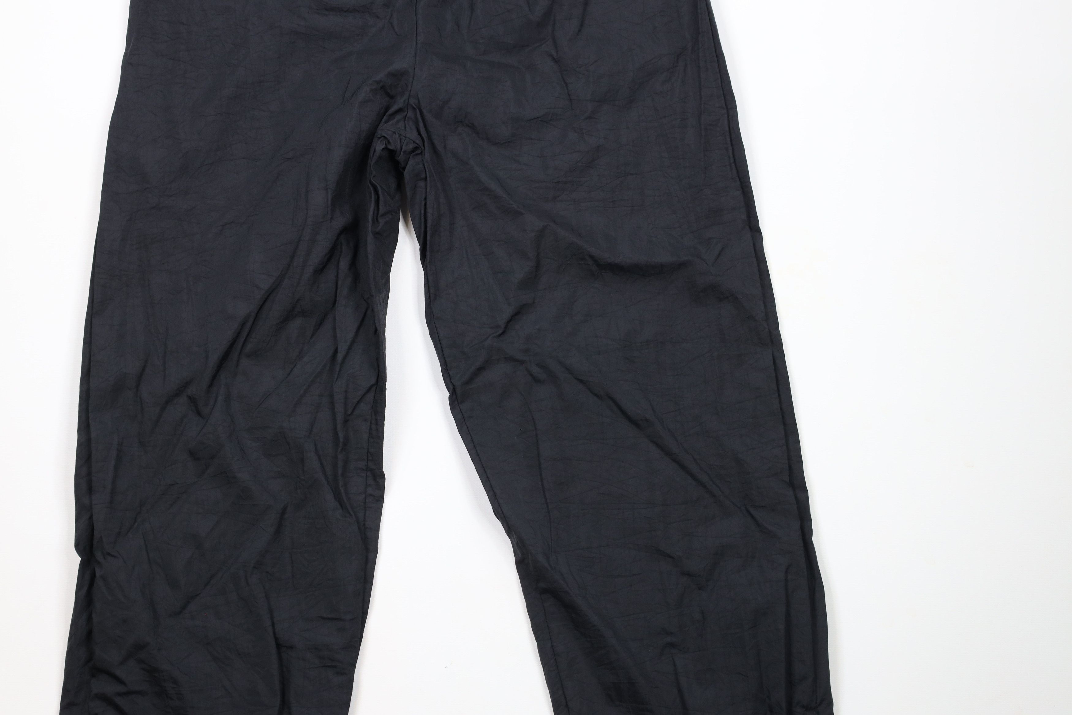 Vintage Vintage 90s Streetwear Blank Lined Nylon Joggers Pants Black Size US 34 / EU 50 - 3 Thumbnail