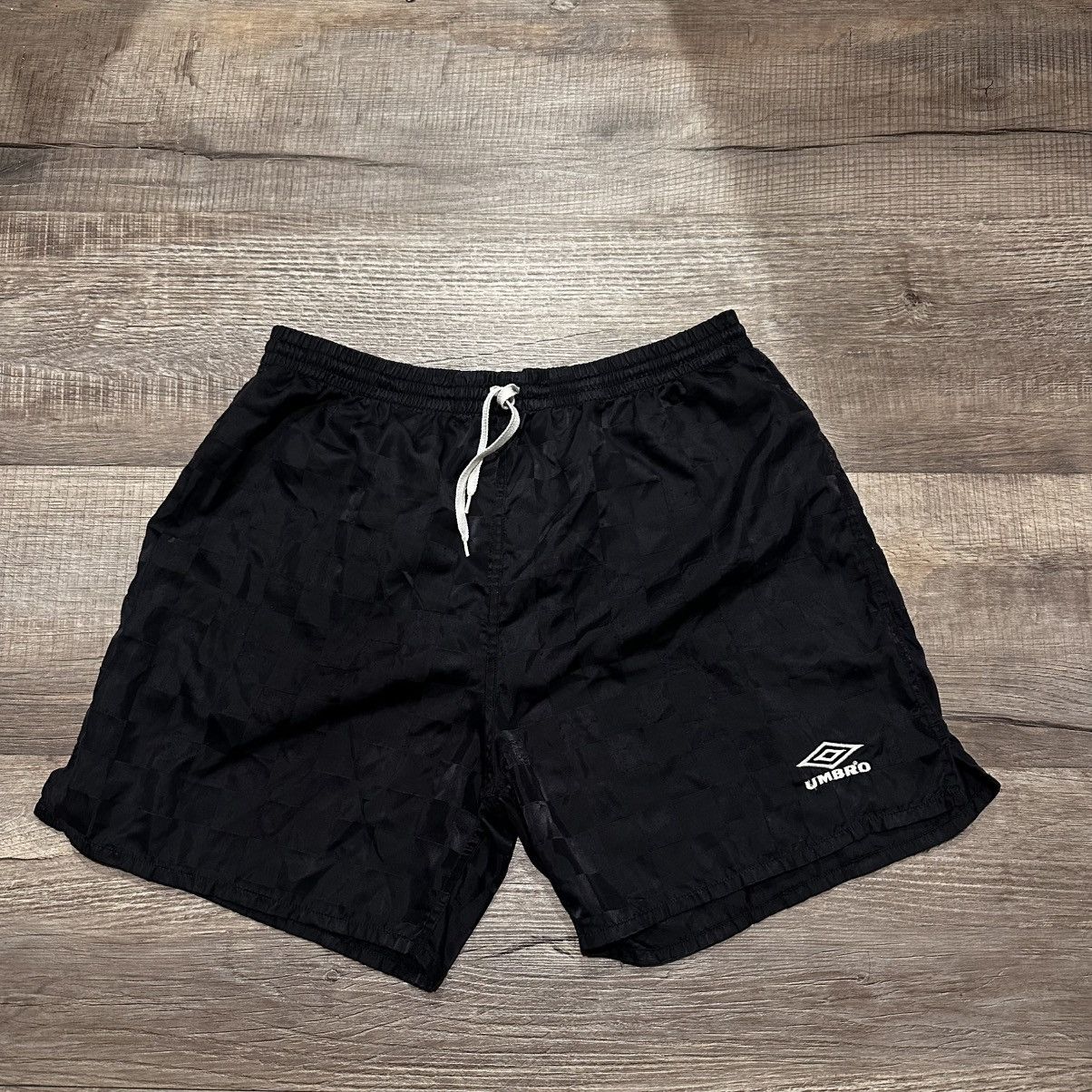 Umbro Vintage umbro shorts Size US 34 / EU 50 - 1 Thumbnail