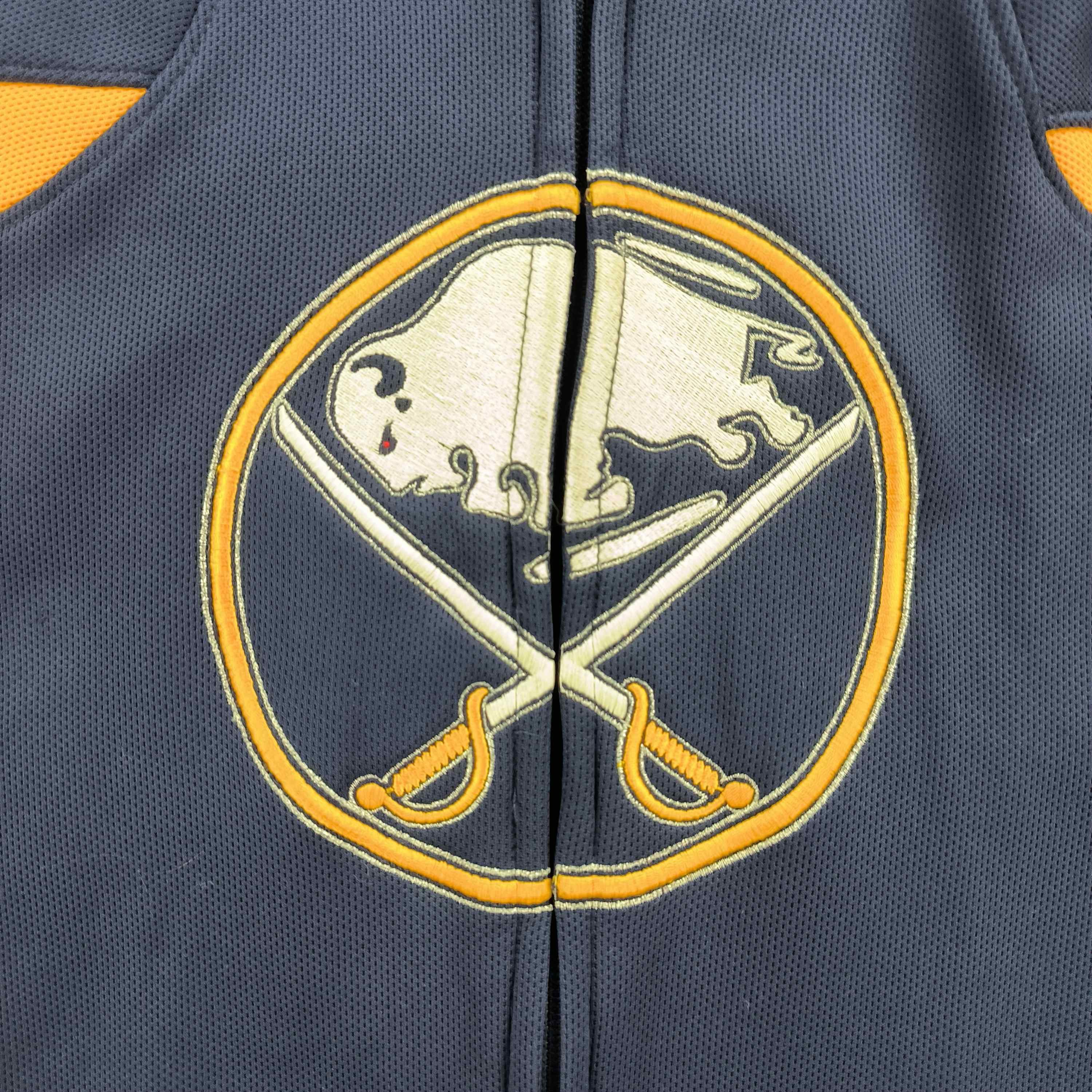 Reebok Buffalo Sabres Reebok NHL hoodie size L Size US L / EU 52-54 / 3 - 3 Thumbnail