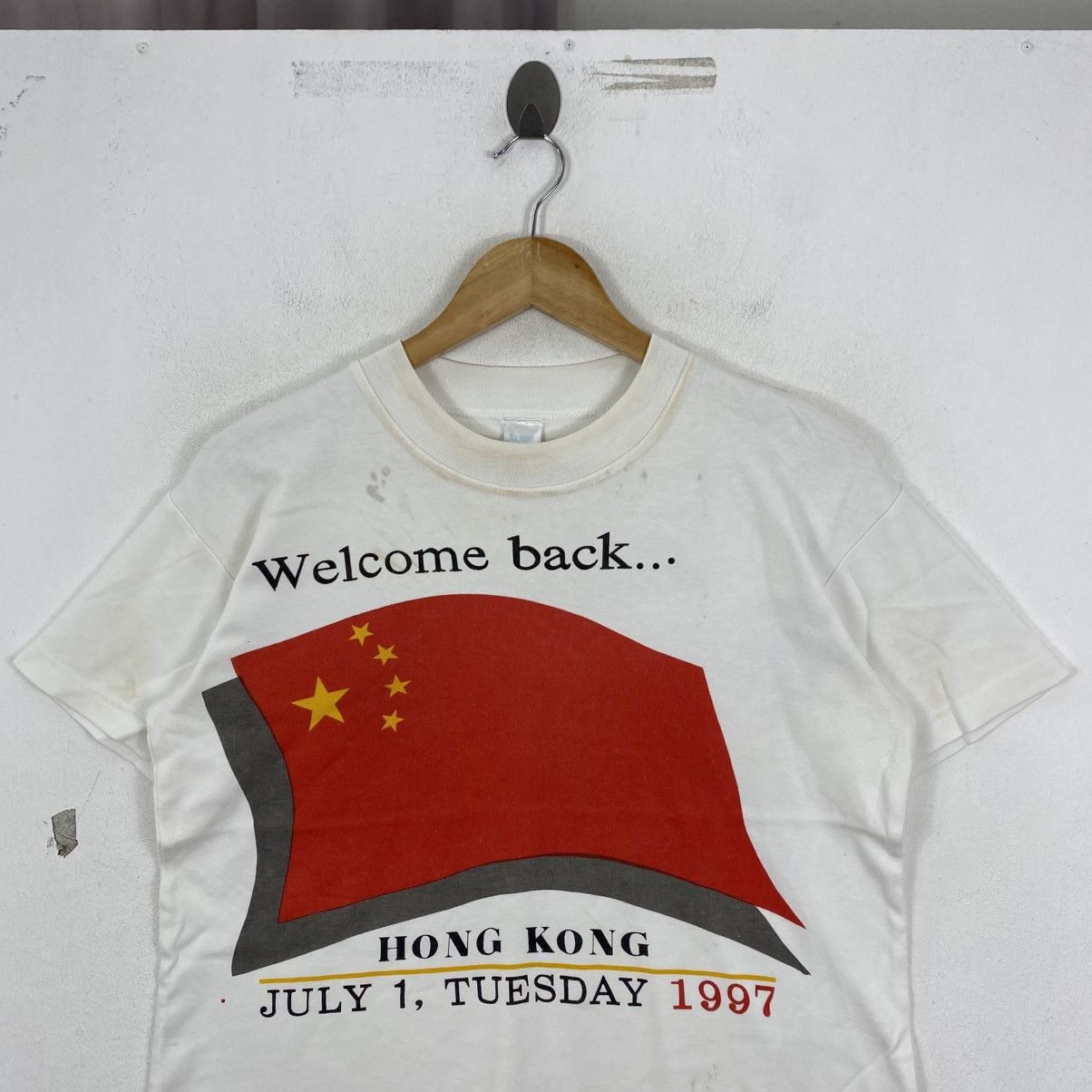 Vintage Vtg 1997 Hong Kong Handover T-Shirt M China UK Rambo Tag Size US M / EU 48-50 / 2 - 3 Thumbnail