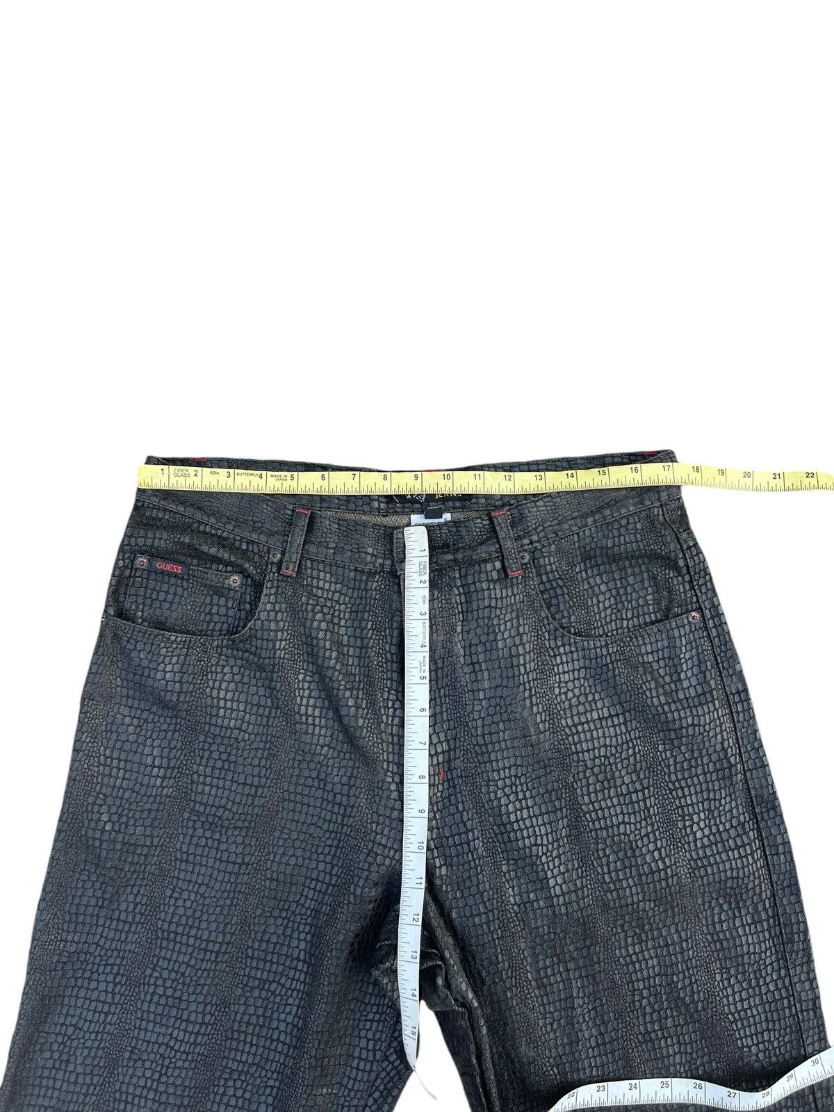 Guess Vintage 90s Guess Croc Skin Print Waxed Denim Jeans Size US 34 / EU 50 - 2 Thumbnail