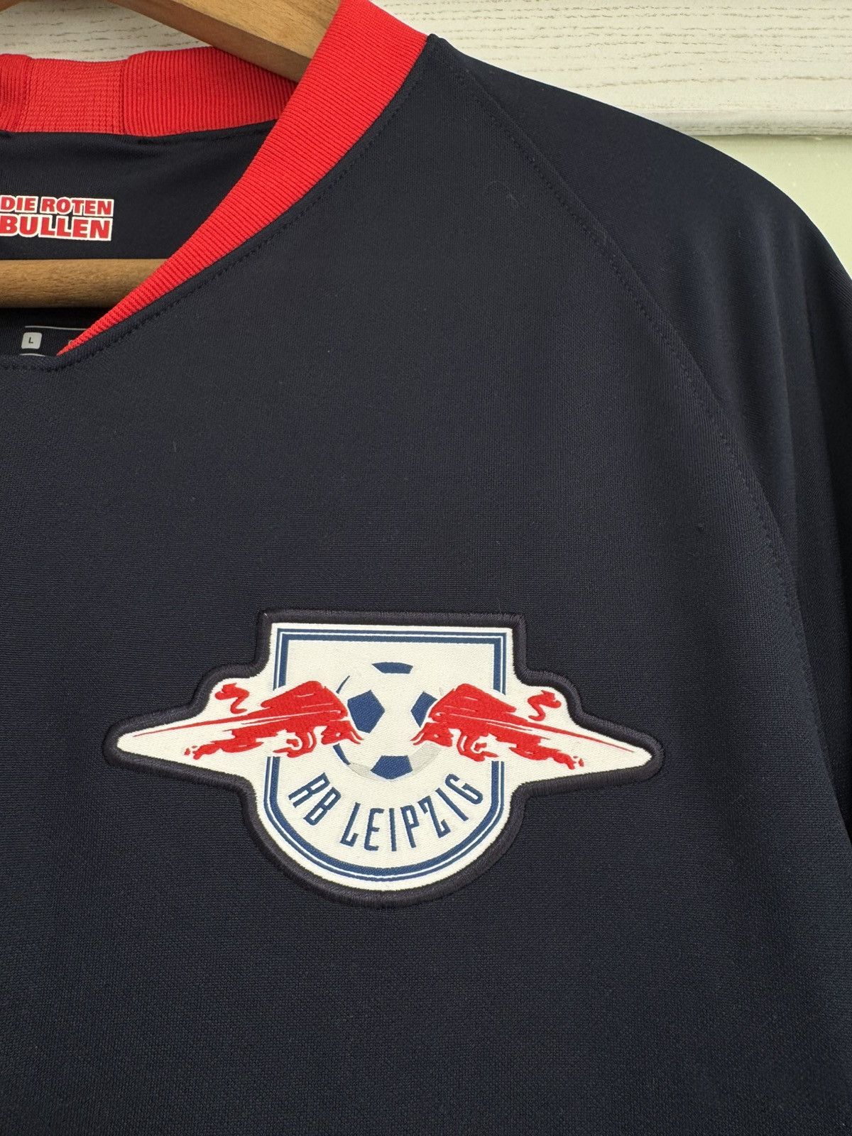Nike RB Leipzig 2019-2020 Away Soccer Jersey Football Shirt Kit Size US L / EU 52-54 / 3 - 7 Thumbnail