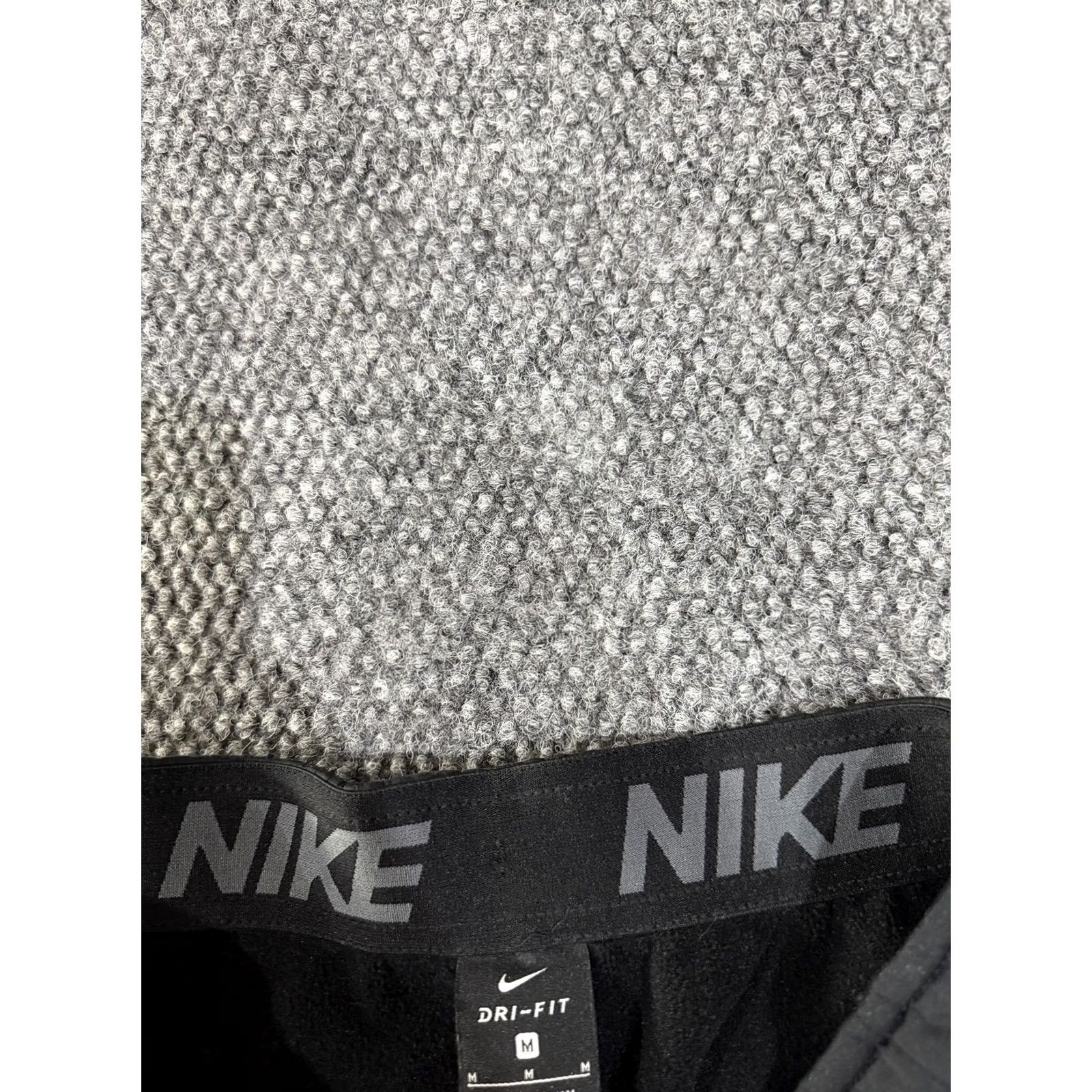 Nike Nike Dri-FIT Pants Mens M Black Track Pants Straight Leg Gym Training Size US 31 - 3 Thumbnail