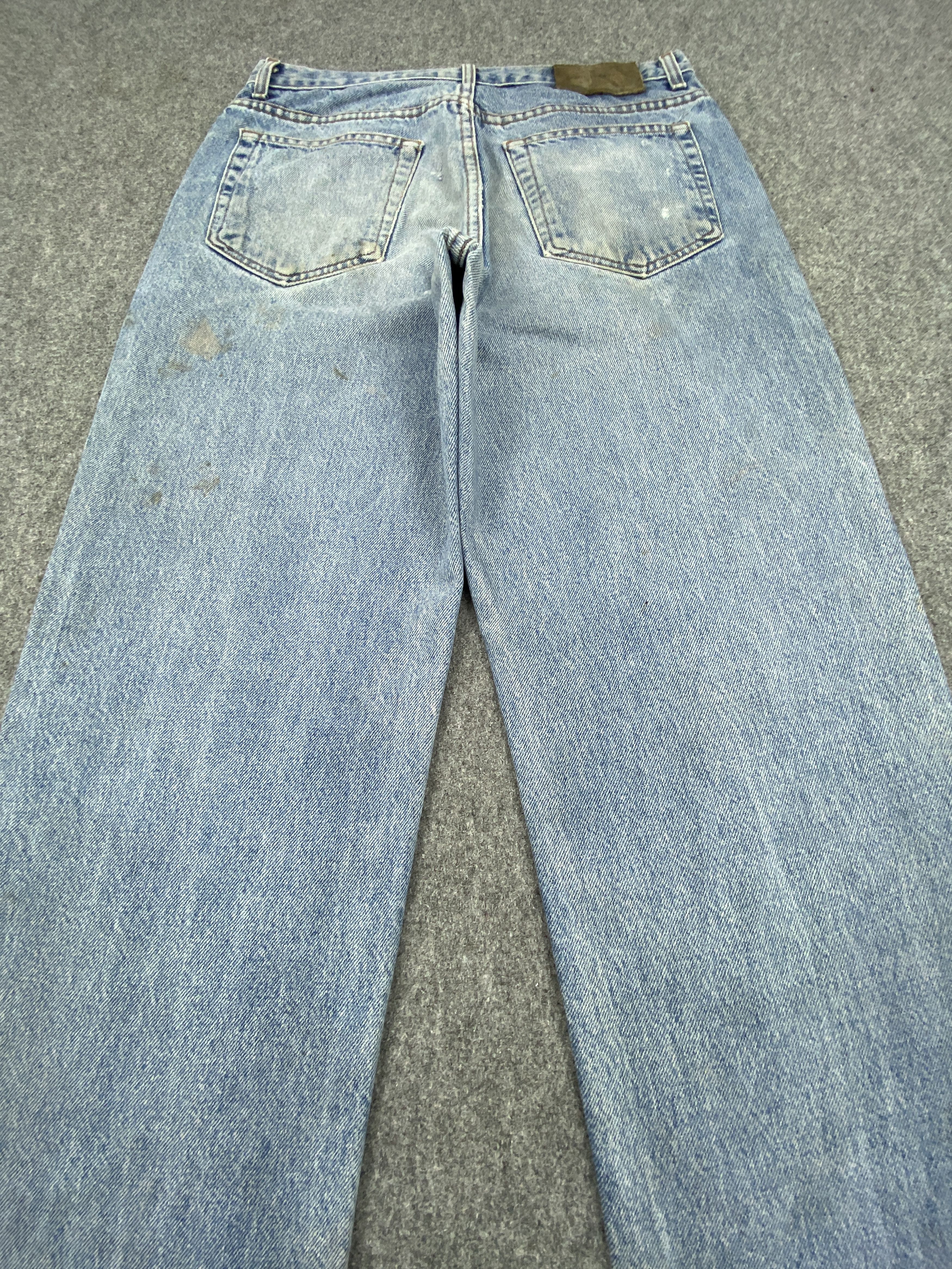 Calvin Klein Vintage Calvin Klein Made In USA Faded Blue Jeans 32x32 Size US 32 / EU 48 - 13 Thumbnail