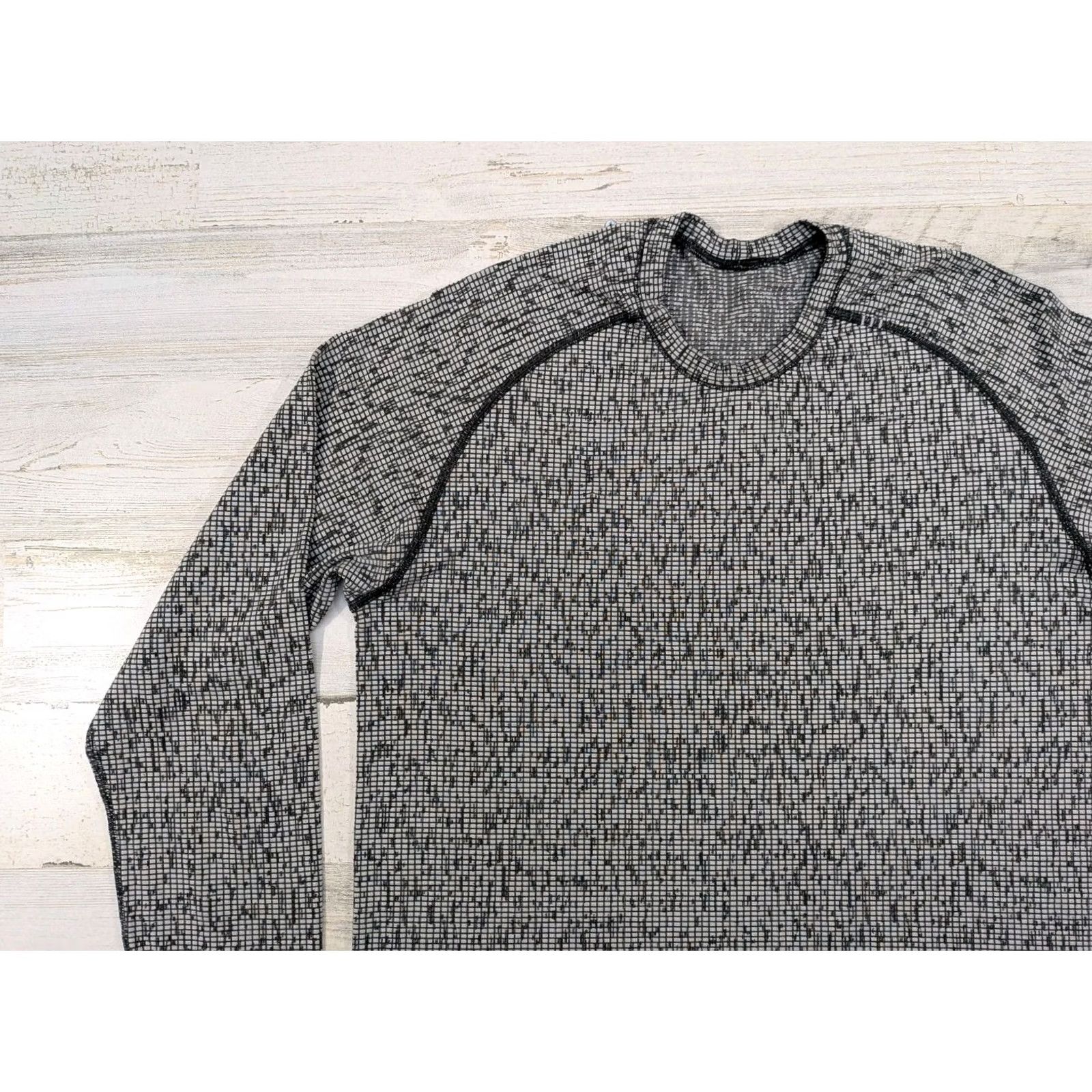 Lululemon Lululemon Shirt Mens Medium Metal Vent Tech 2.0 Patterned Pullover Size US M / EU 48-50 / 2 - 3 Thumbnail