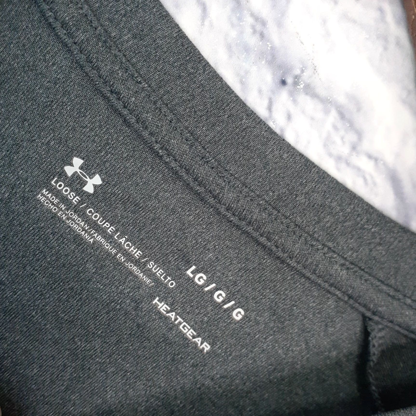 Under Armour Under Armour HeatGear Shirt Mens Large Short Sleeve Activewear T-Shirt Gray Regular Size US L / EU 52-54 / 3 - 4 Thumbnail