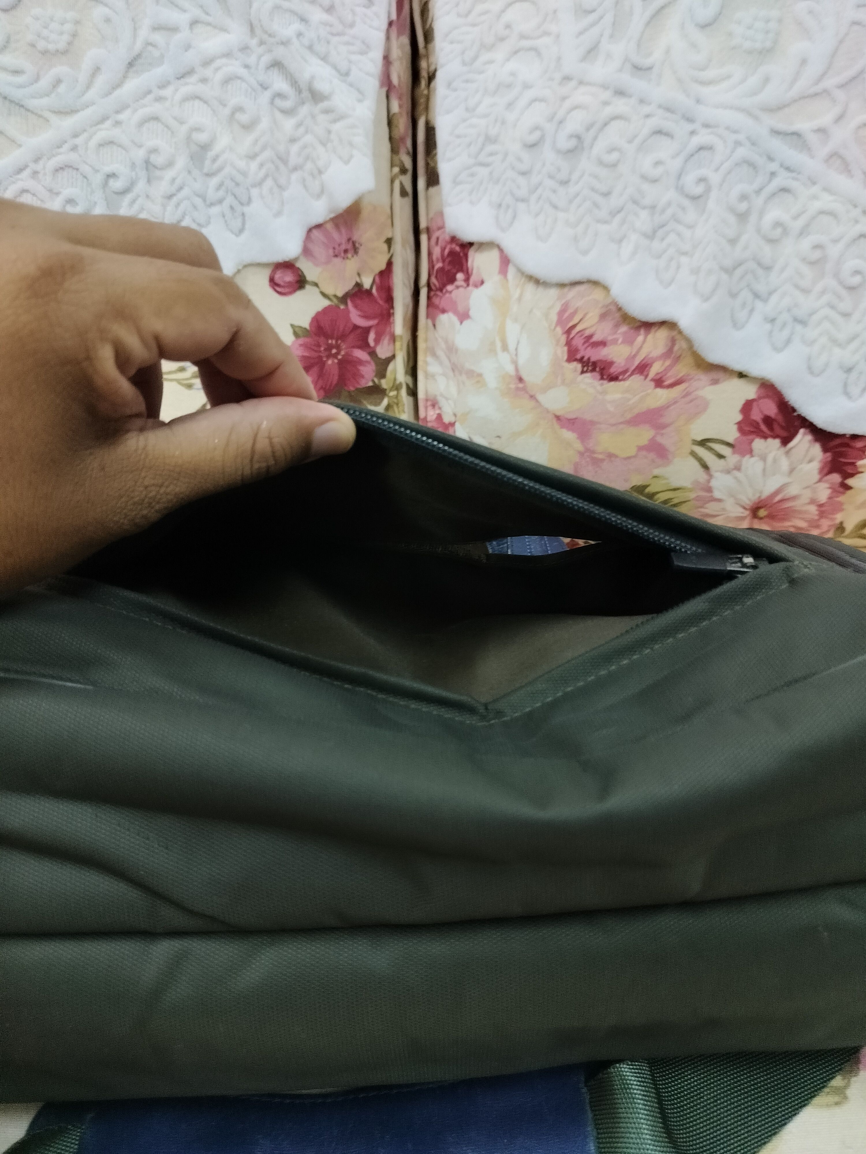 Designer × Paul Smith Paul Smith green colour massenger bag Size ONE SIZE - 14 Thumbnail