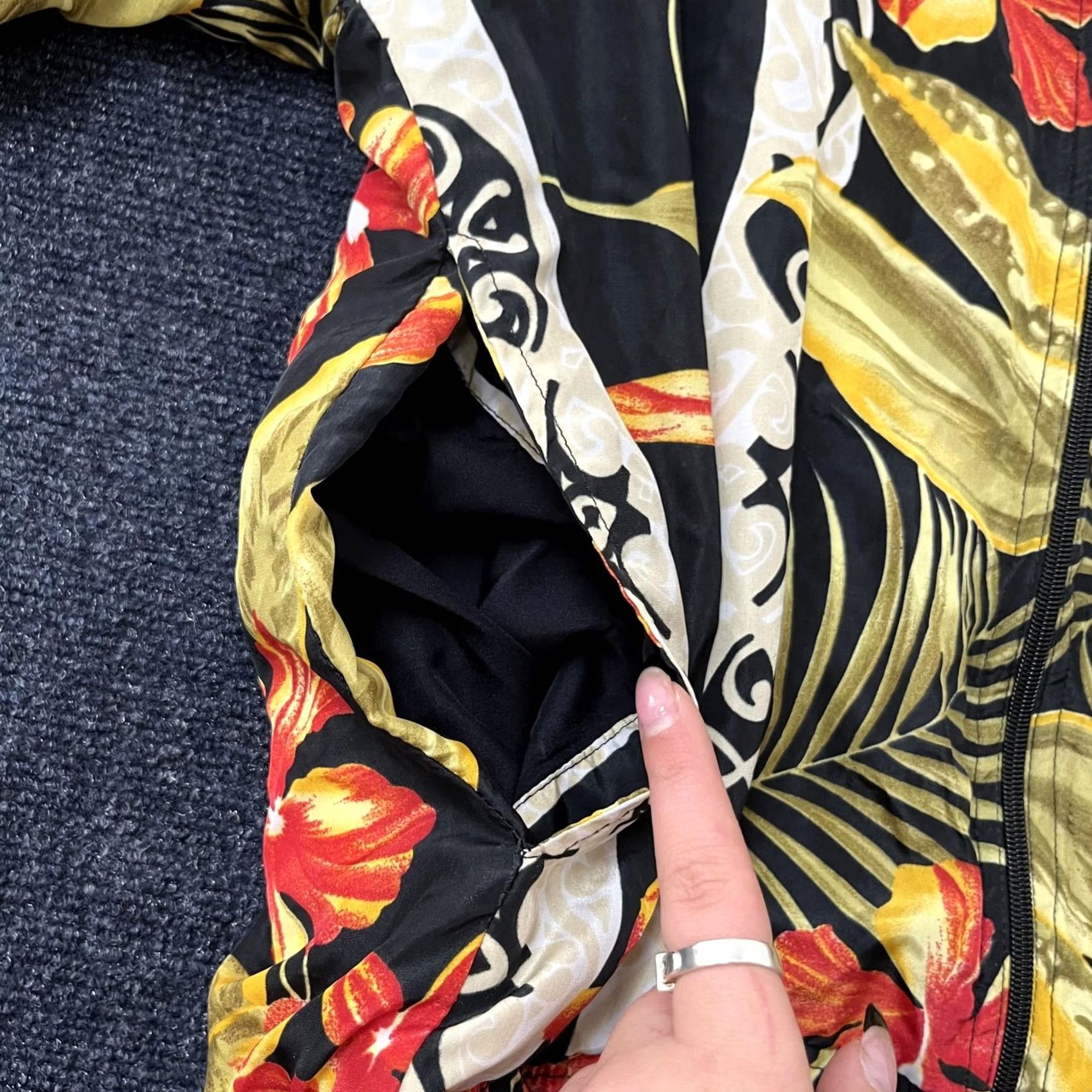 Vintage Kloz Jacket Mens M Black Red Floral Tropical Hawaiian Zip Windbreaker Size US M / EU 48-50 / 2 - 4 Thumbnail