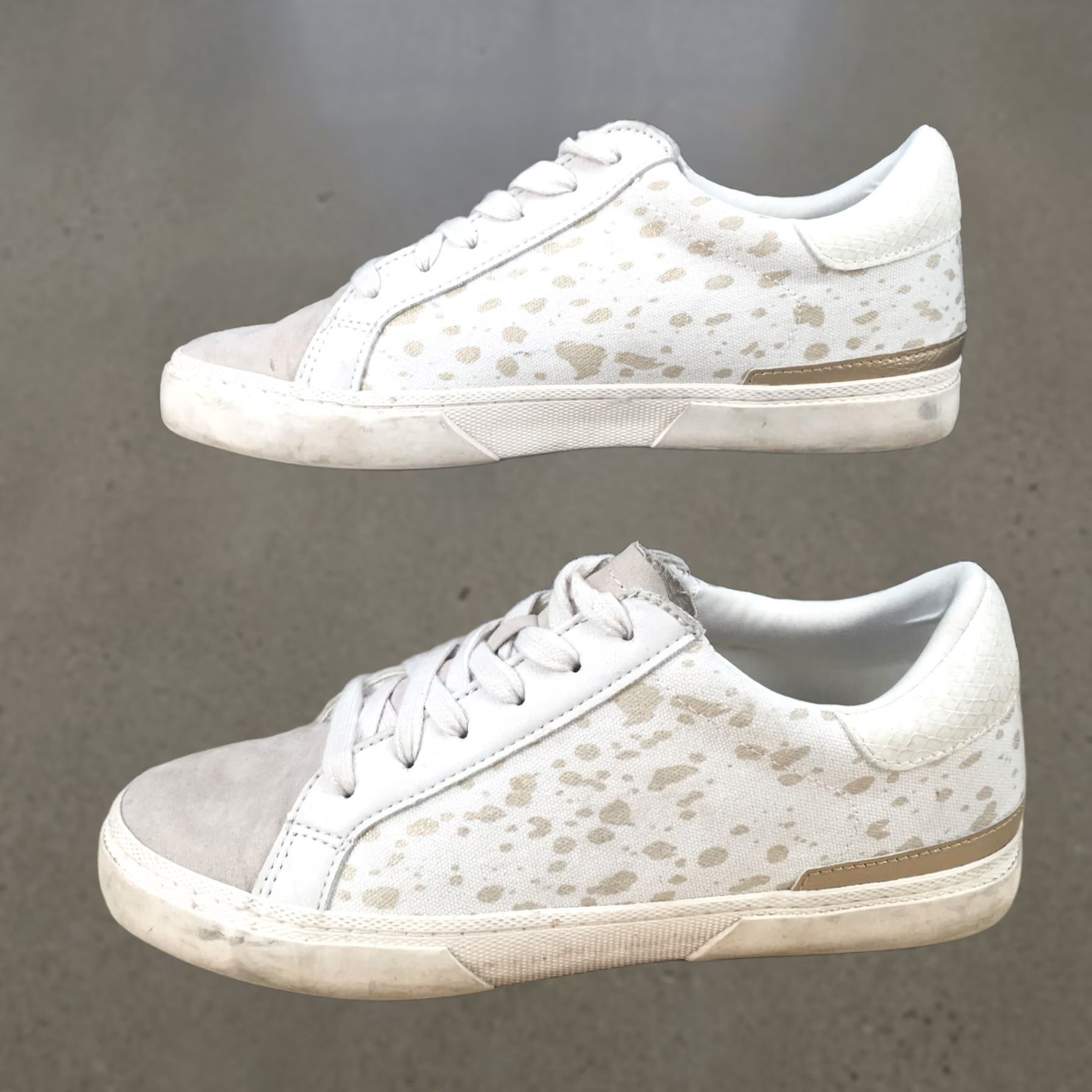Vintage A New Day Maddison Womens 7.5 Casual Low Top Sneakers White Fabric Lace Up Shoes Size M / US 6-8 / IT 42-44 - 1 Thumbnail