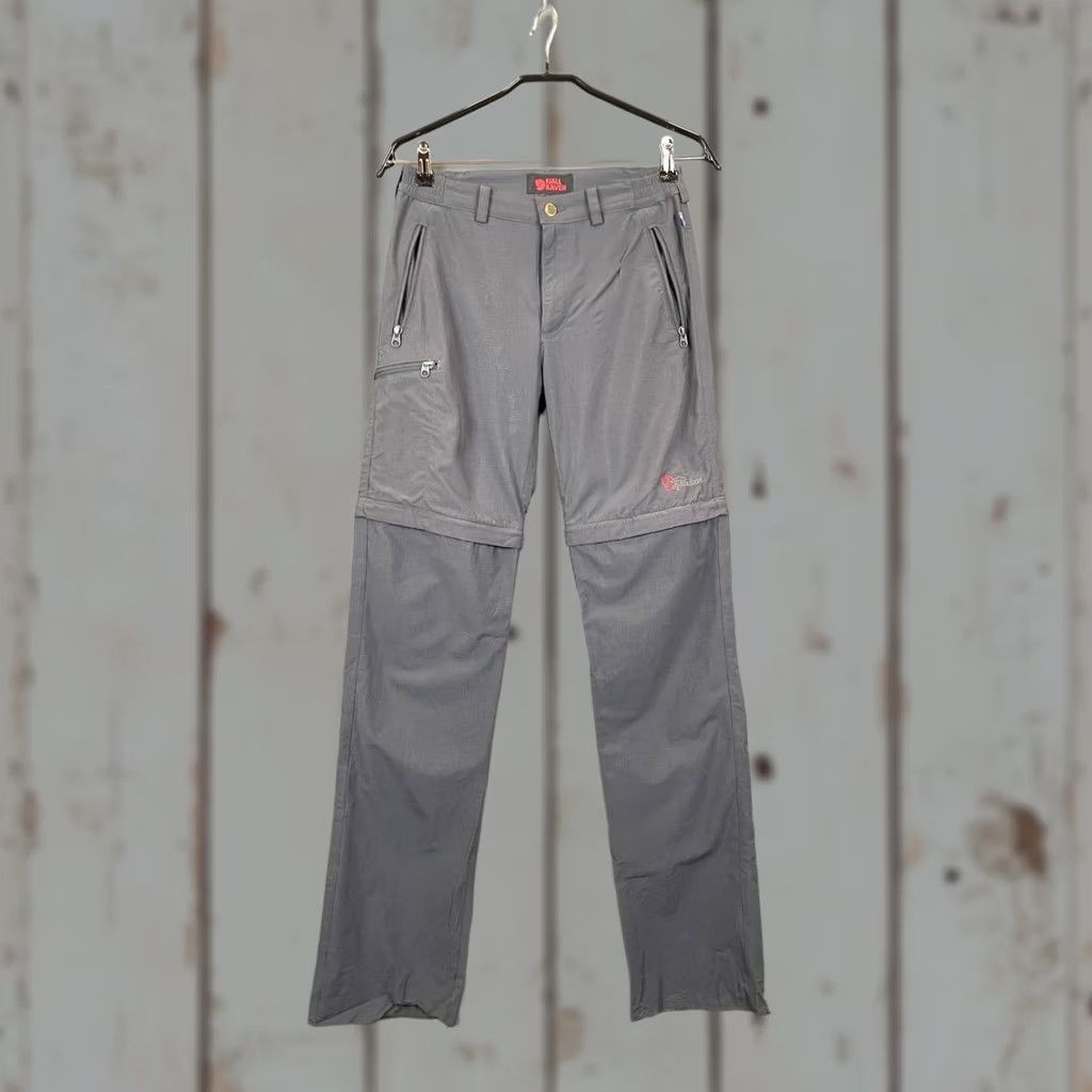 Vintage Fjällräven Men Track Pants Size 36 Gray Nylon Belt Loop Outdoor Trouser Pants Regular Gray 90s Modern Men Adjustable Waist Pocket Mens Size US 36 / EU 52 - 1 Thumbnail