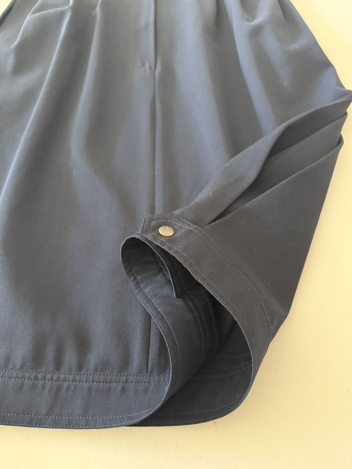 Gucci *RARE* Gucci midnight blue/black wool Midi Skirt Size 27" / US 4 / IT 40 - 2 Thumbnail