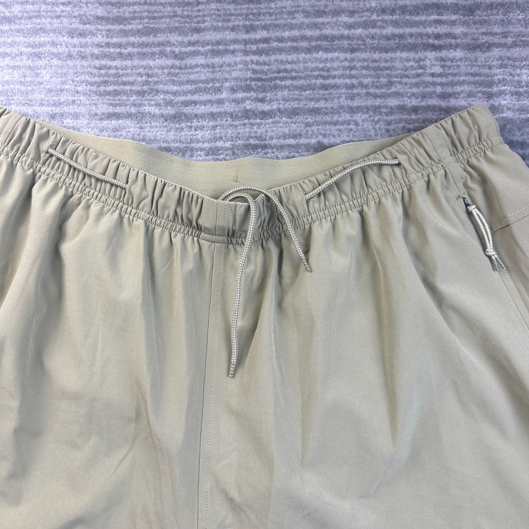 Nike Nike ACG Shorts Mens 2XL XXL Olive Green New Sands Outdoors Hiking Size US 39 - 4 Thumbnail