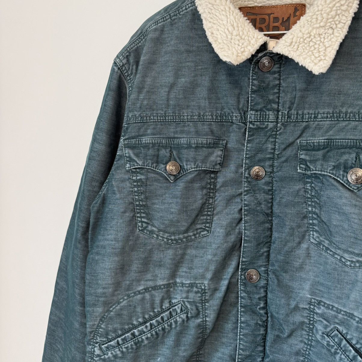 True Religion Vtg 2000s True Religion Corduroy Sherpa Lined Trucker Jacket Size US XXL / EU 58 / 5 - 4 Thumbnail