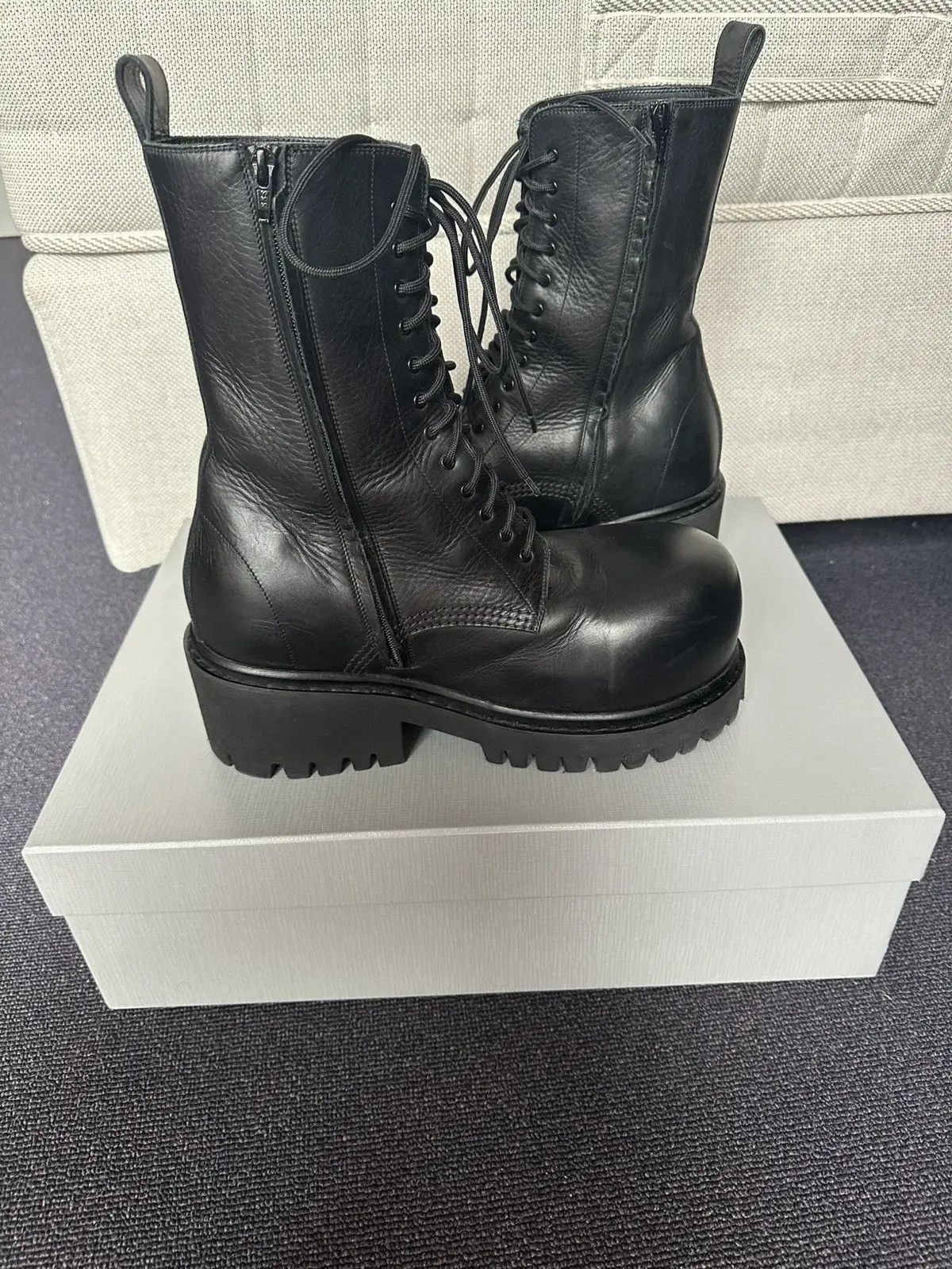 Balenciaga Balenciaga Stomper Boots EU44 w/ Box | Grailed