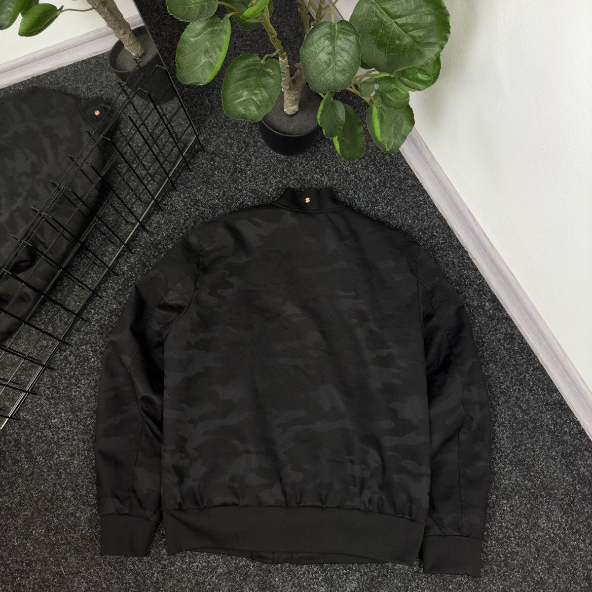 Givenchy Camo Light Zip Jacket Givenchy Style Y2k Size US M / EU 48-50 / 2 - 14 Thumbnail