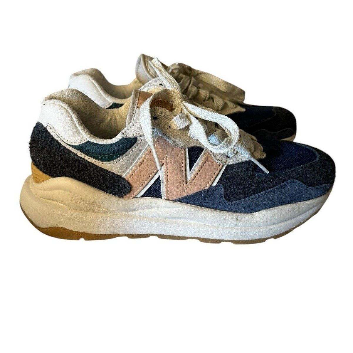 New Balance New Balance Men’s Running Shoe Intelligent Choice Size US 9.5 / EU 42-43 - 2 Thumbnail