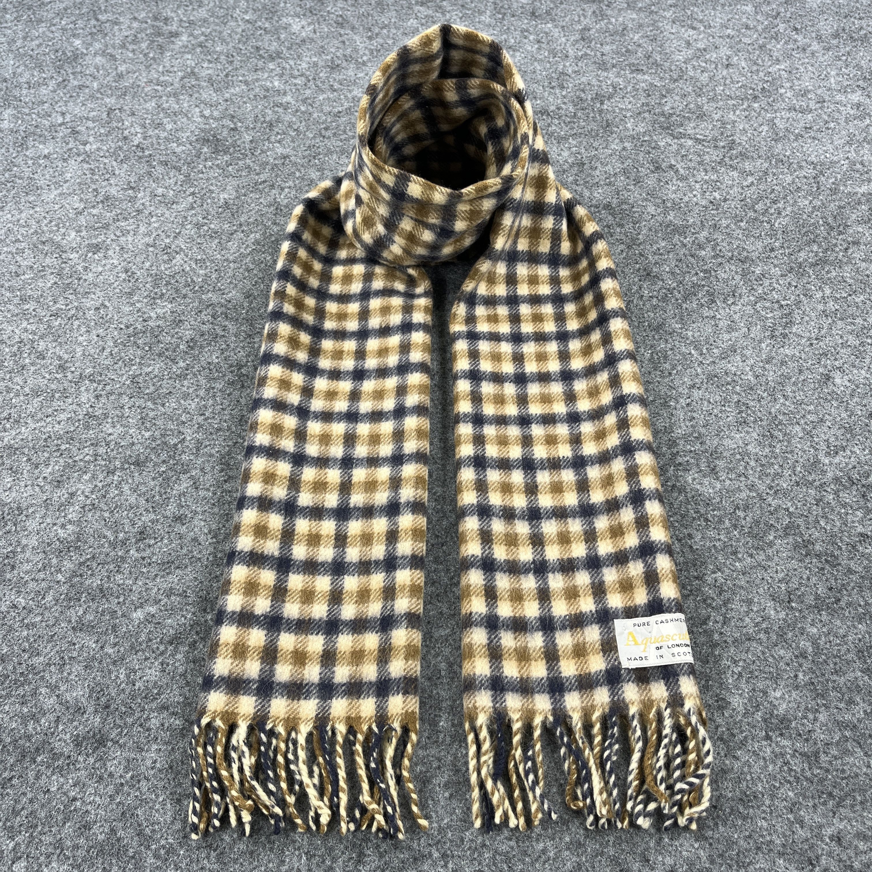 Aquascutum Aquasqutum Scarf / Muffler / Neckwear K042 Size ONE SIZE - 1 Thumbnail