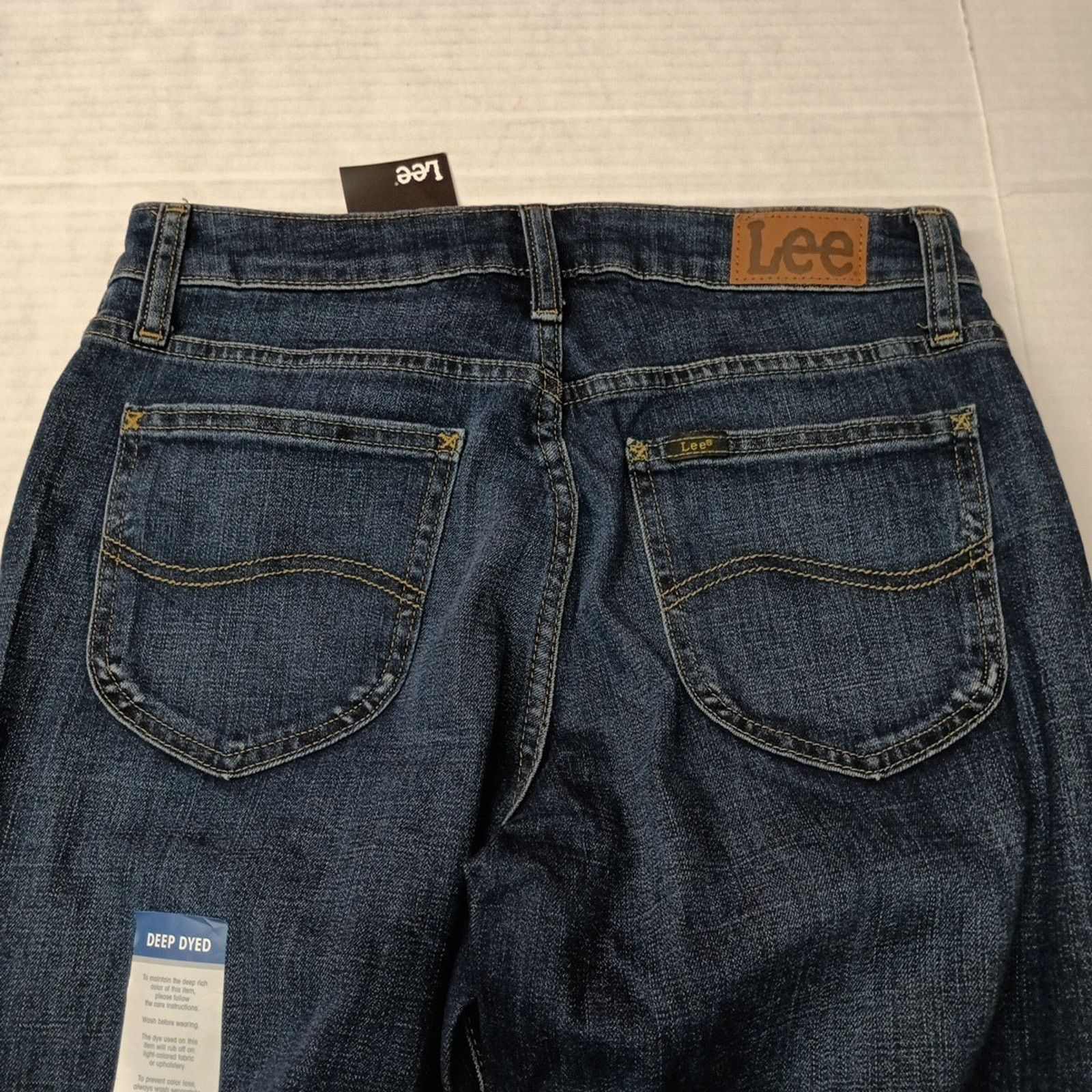 Lee Lee Mid-Rise Capri Jeans Women's Size 6 M Blue 22" Inseam Size 28" / US 6 / IT 42 - 6 Thumbnail