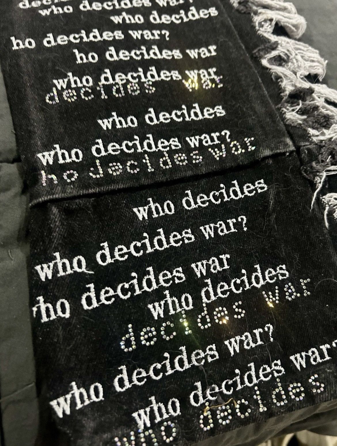Who Decides War Who Decides War "Scripture" Ultra Flare Distressed Denim Size US 36 / EU 52 - 18 Thumbnail
