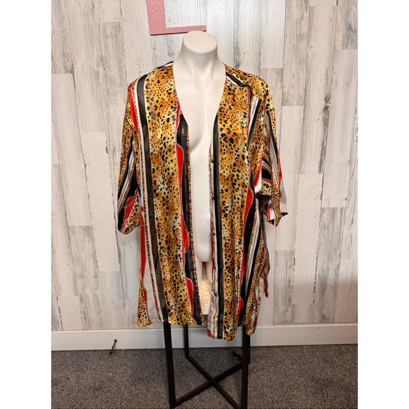 Other Animal Print Striped Button Front Blouse Top Women’s XL Size XL / US 12-14 / IT 48-50 - 2 Thumbnail